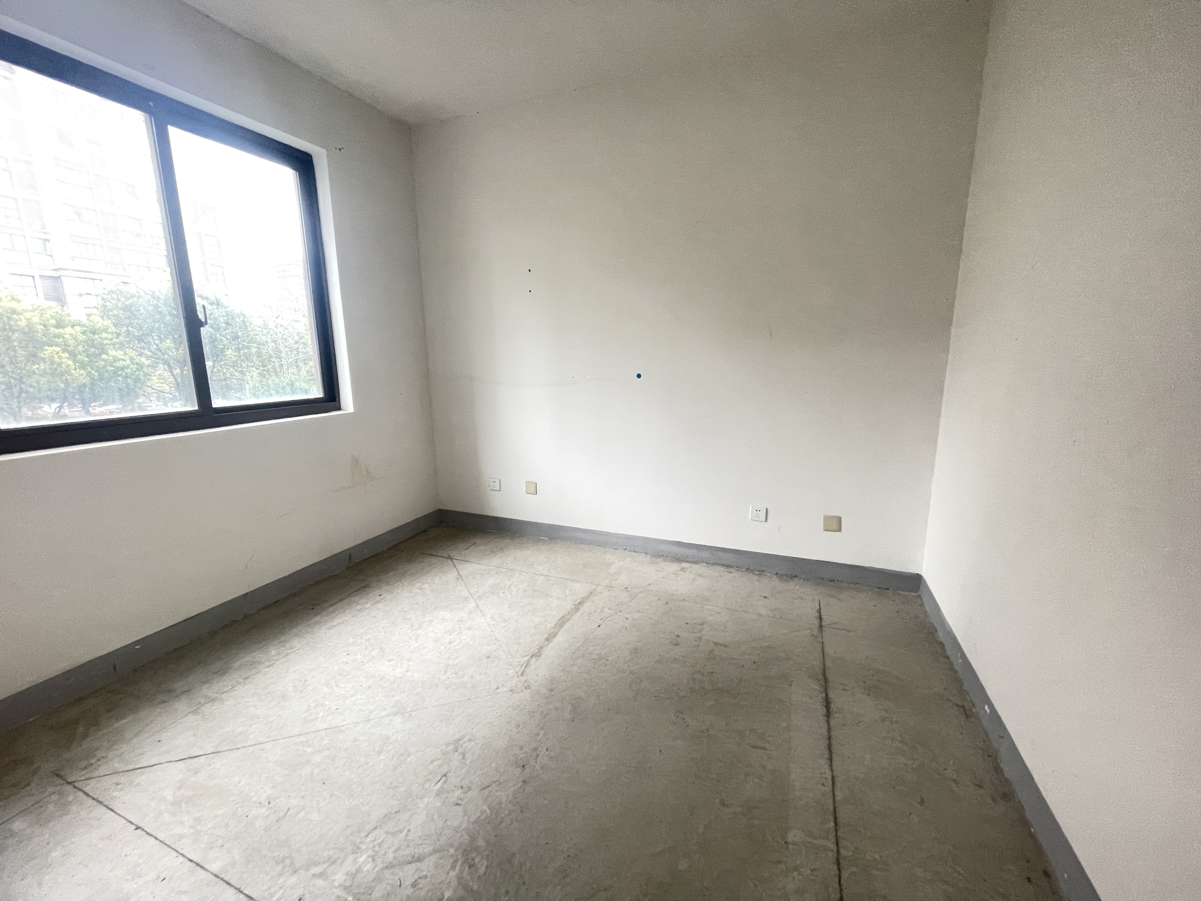 同和嘉苑南区 3室2厅2卫 140.00m&sup2;