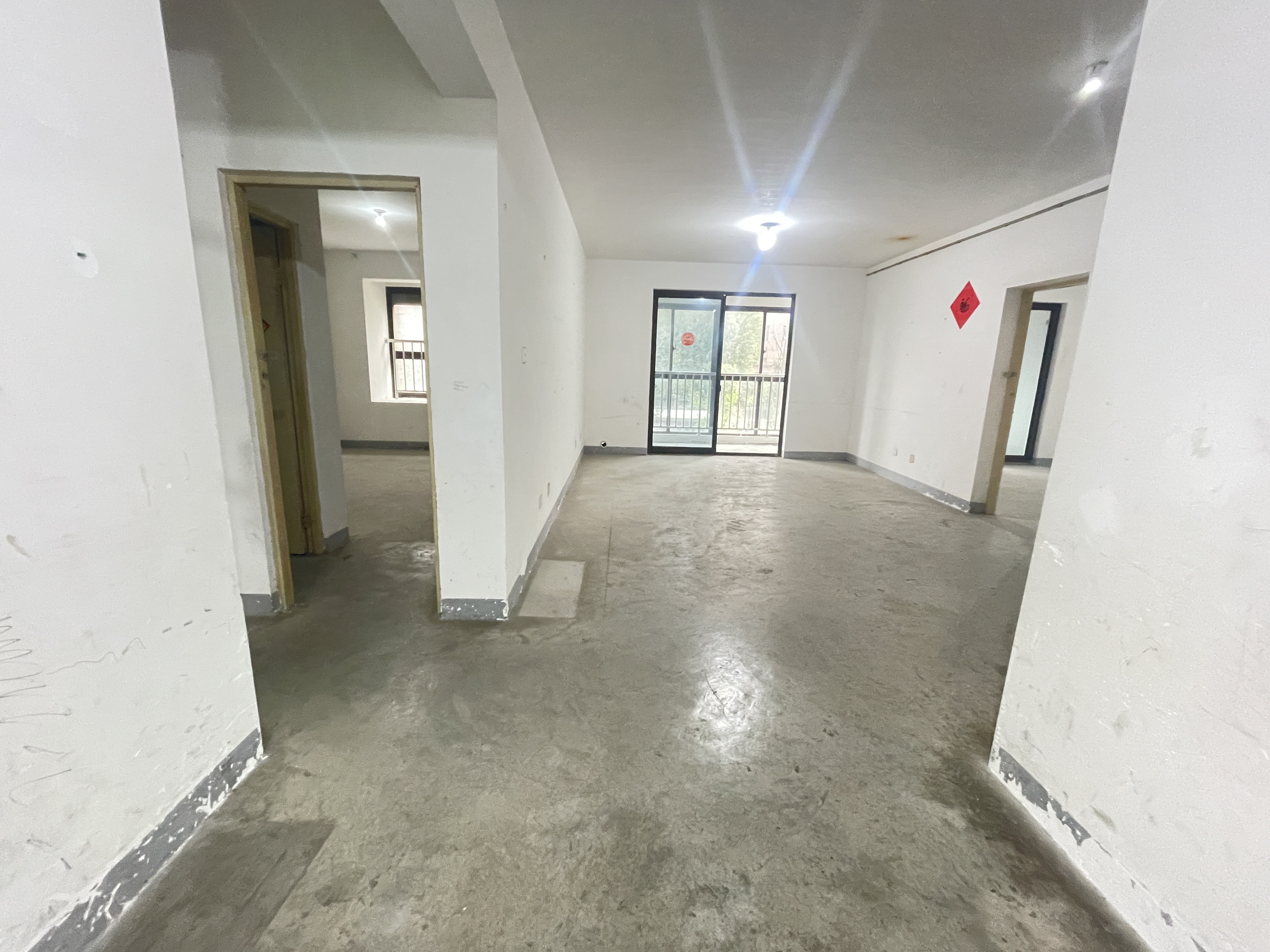 同和嘉苑南区 3室2厅2卫 140.00m²
