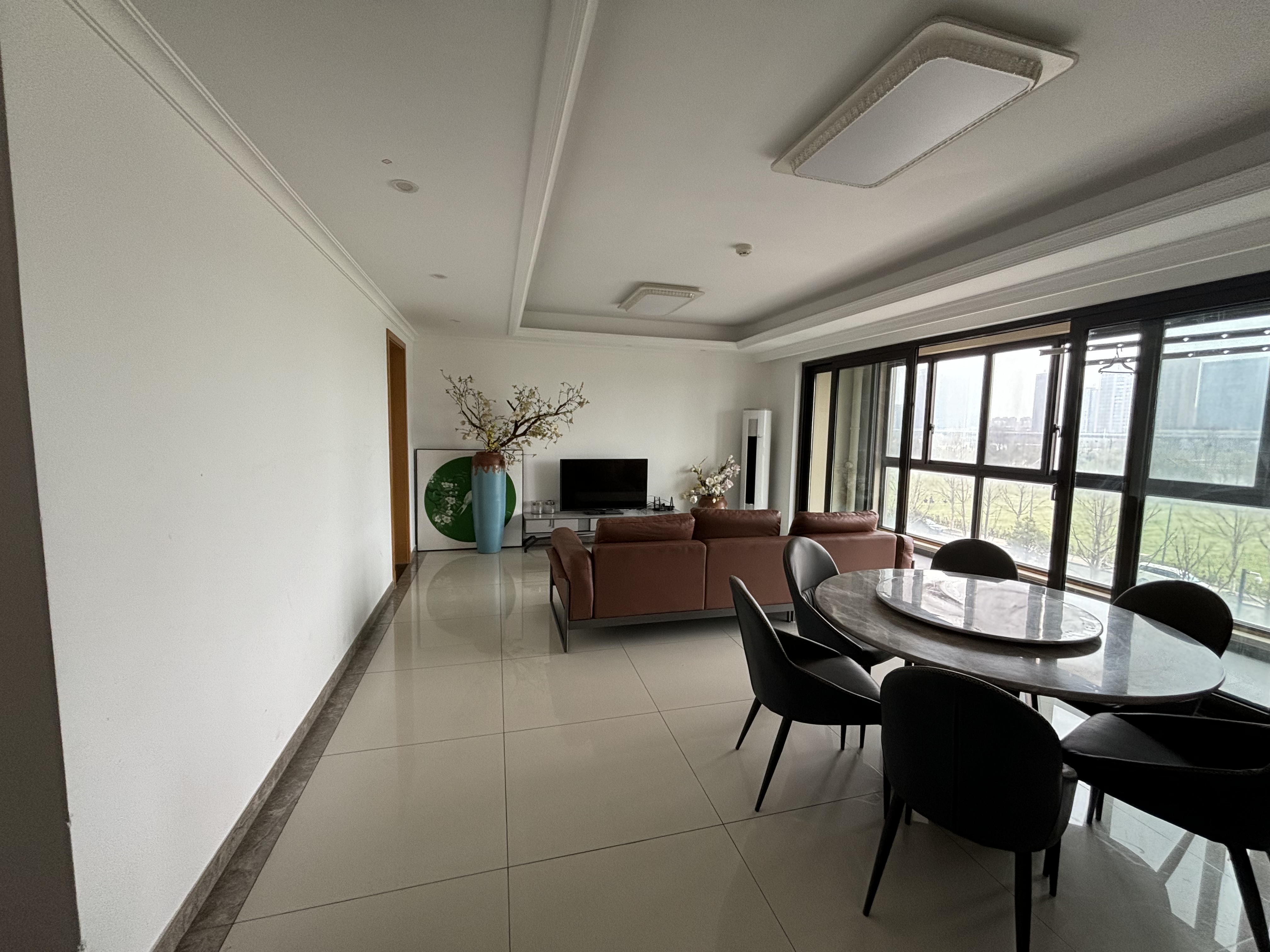 富力院士廷 4室2厅2卫 172m²