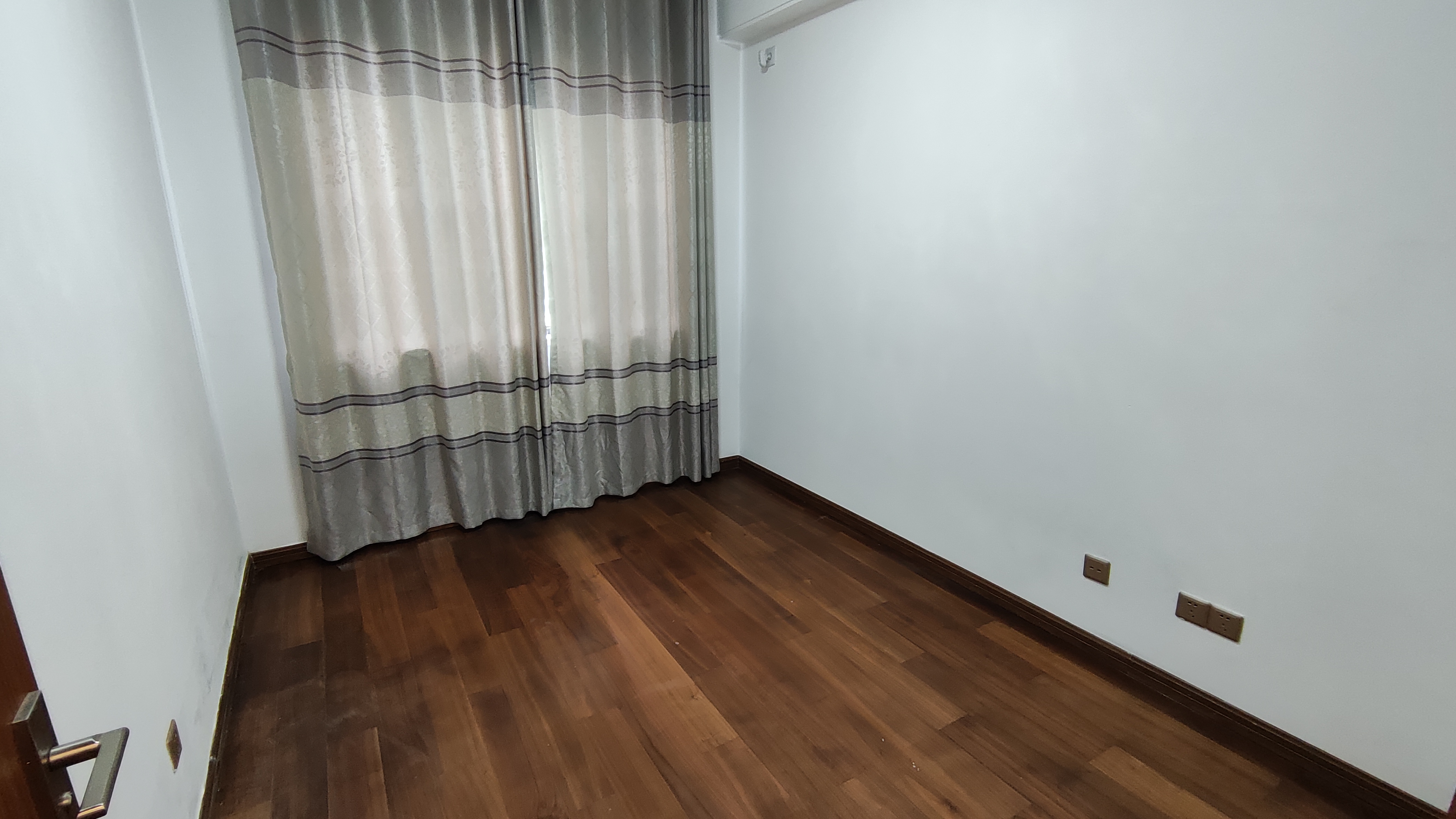 观澜台 4室2厅2卫 139m&sup2;