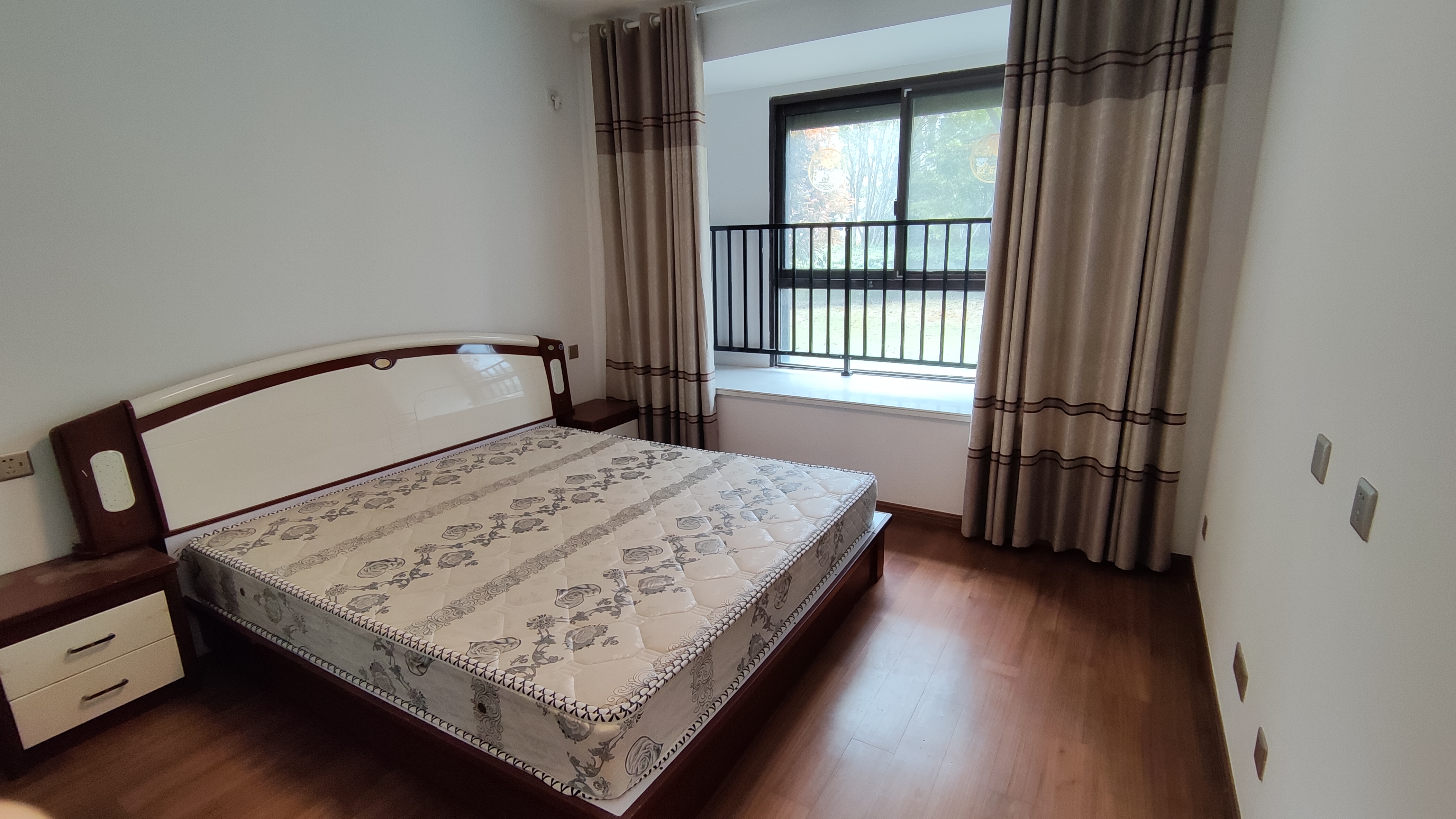 观澜台 4室2厅2卫 139m&sup2;