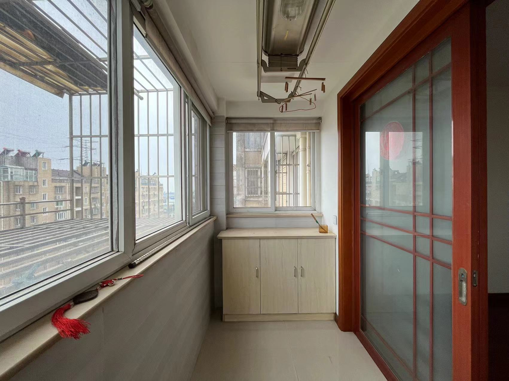 外滩北苑 5室4厅2卫 119.37m&sup2;