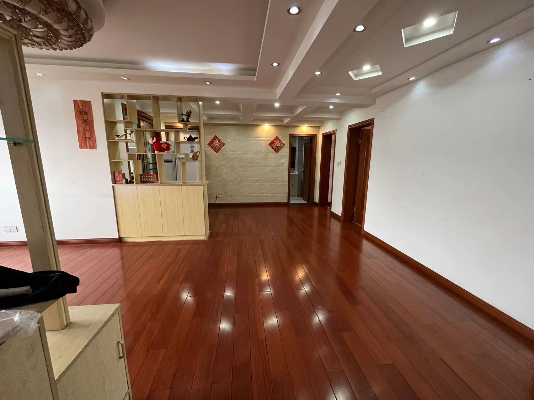 外滩北苑 5室4厅2卫 119.37m&sup2;