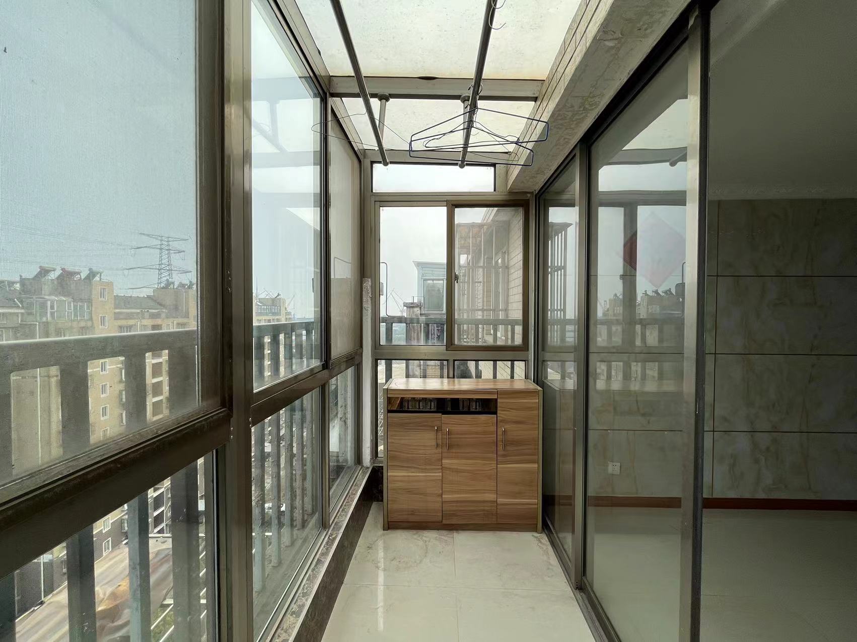 外滩北苑 5室4厅2卫 119.37m&sup2;