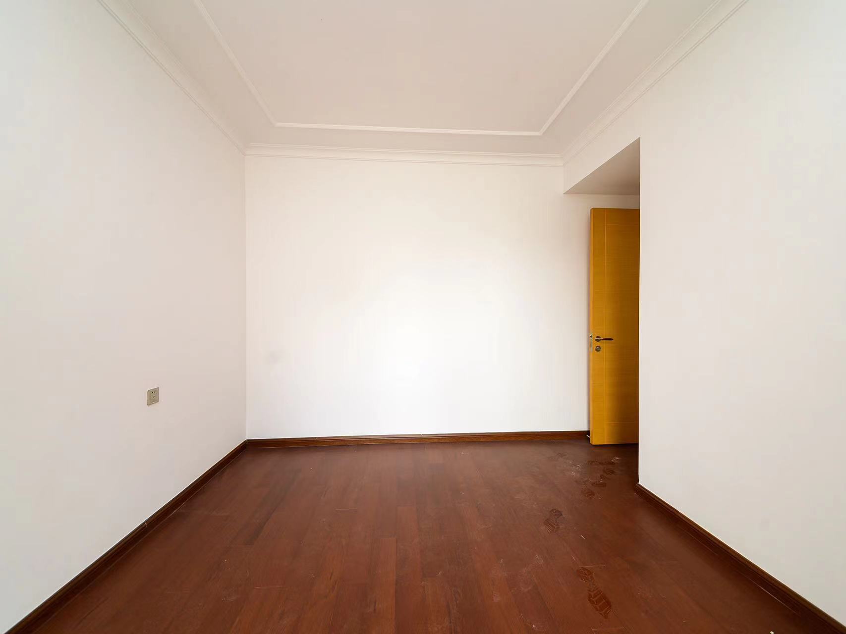 富力院士廷 4室2厅2卫 171m&sup2;