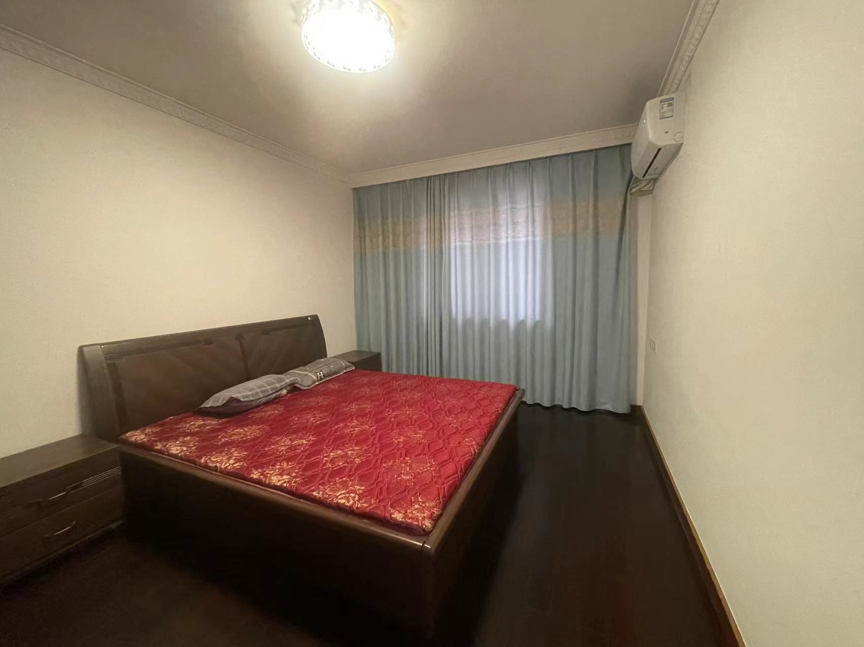 城南小苑 3室2厅1卫 122.4m&sup2;
