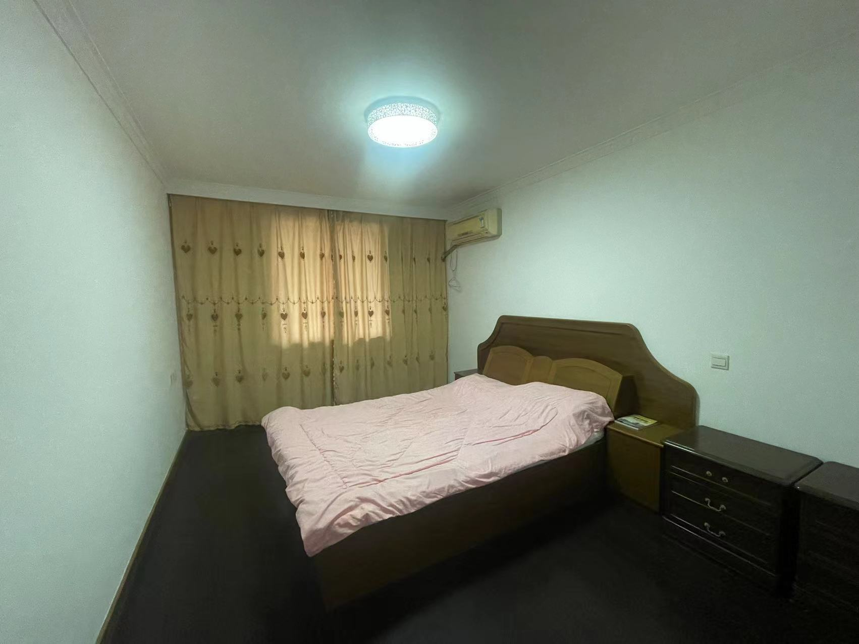 城南小苑 3室2厅1卫 122.4m&sup2;