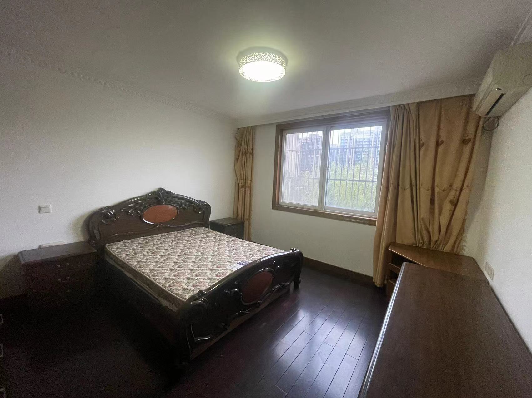 城南小苑 3室2厅1卫 122.4m&sup2;