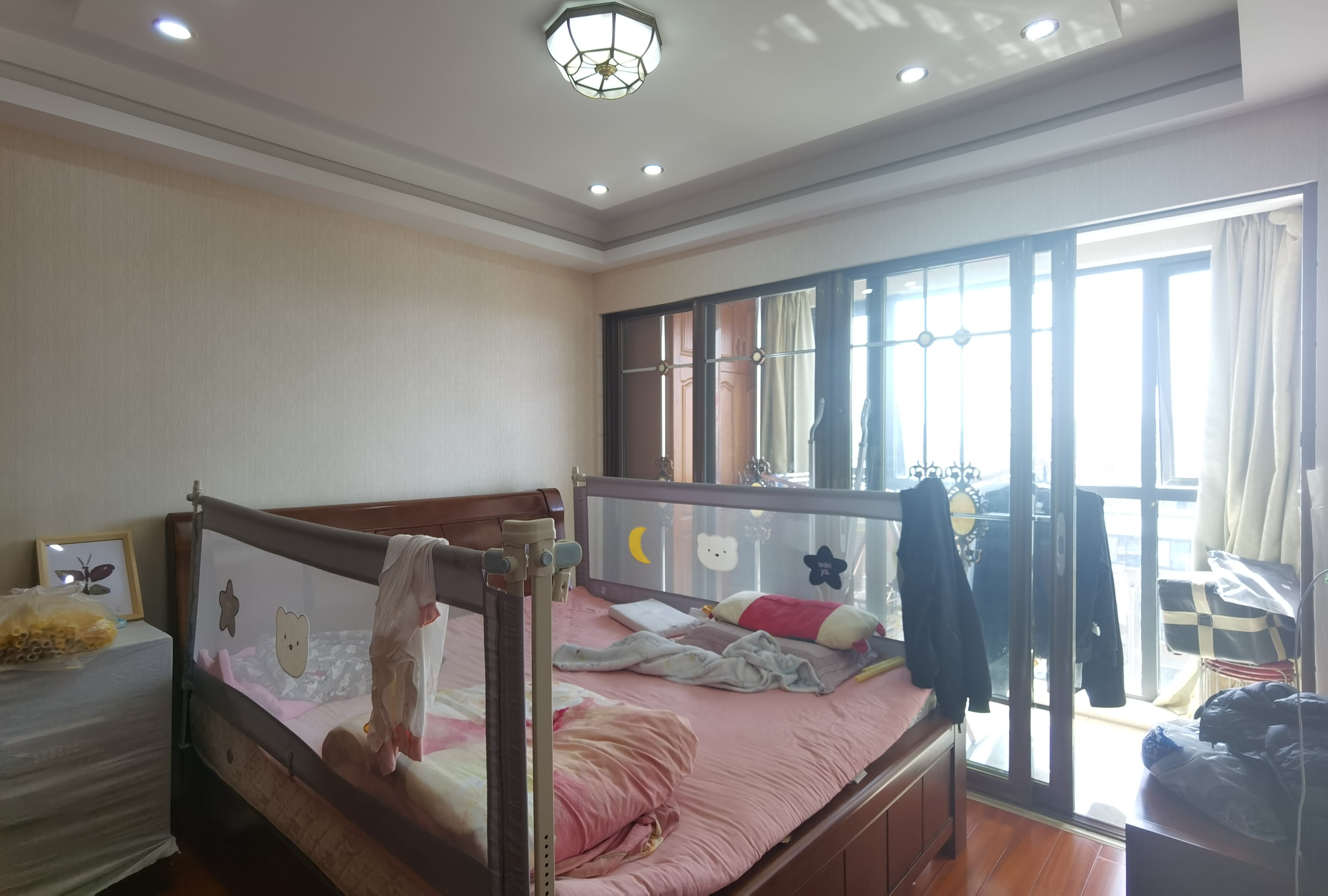 中港城 3室2厅2卫 138m&sup2;