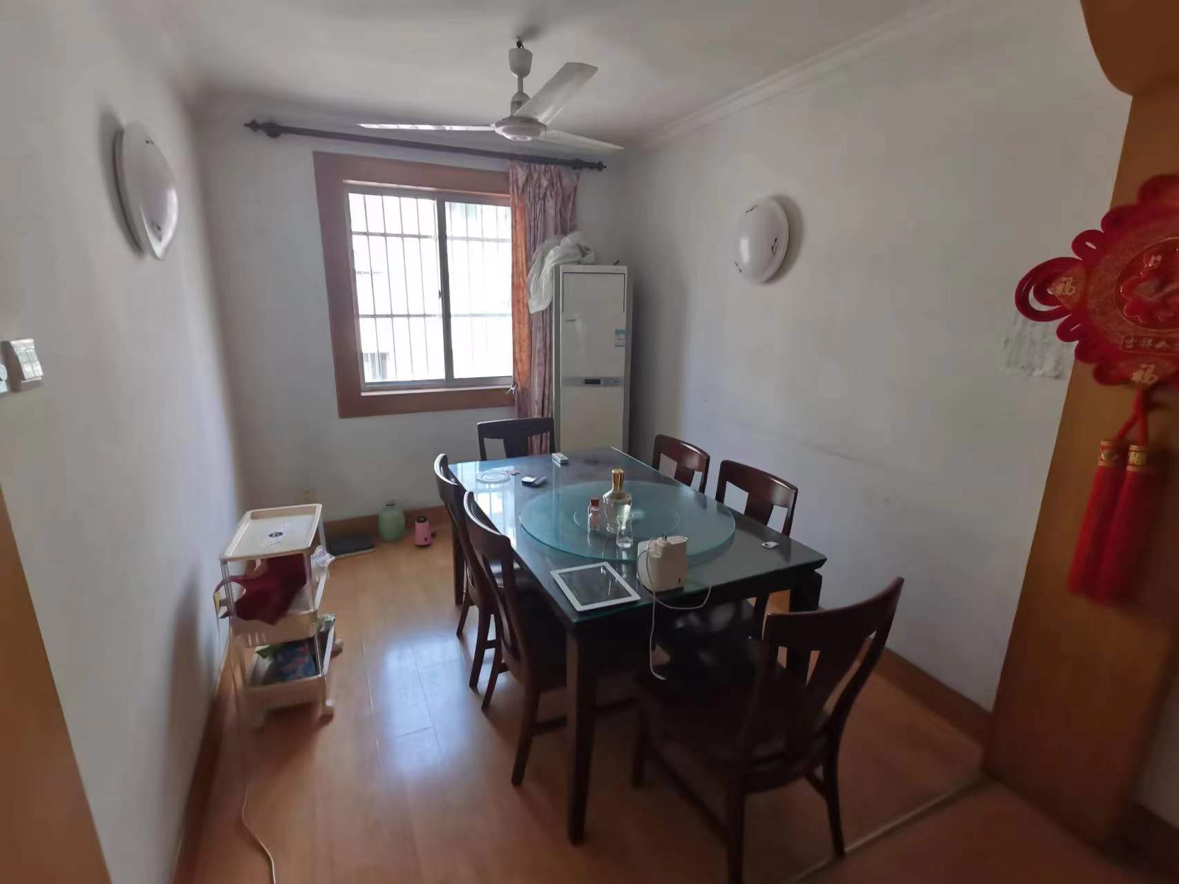 北濠桥东村 4室2厅2卫 110m&sup2;