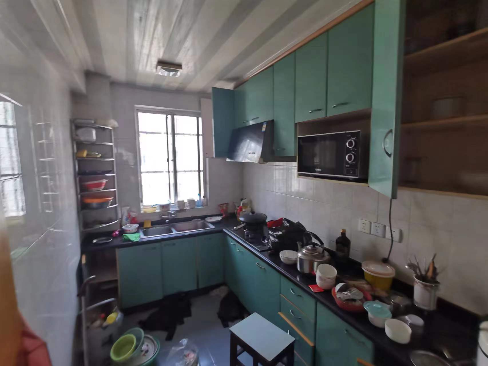北濠桥东村 4室2厅2卫 110m&sup2;