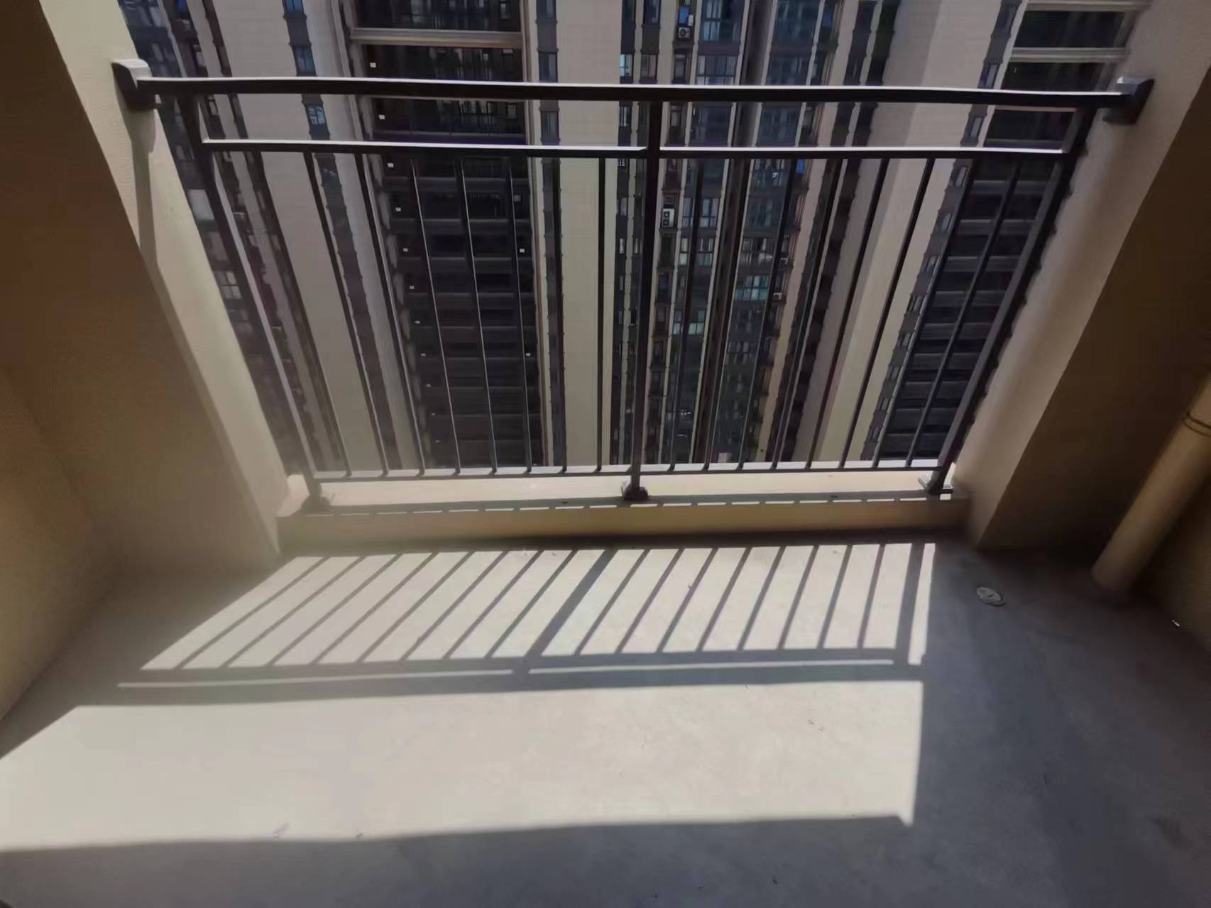 景瑞御府 3室2厅1卫 93m&sup2;