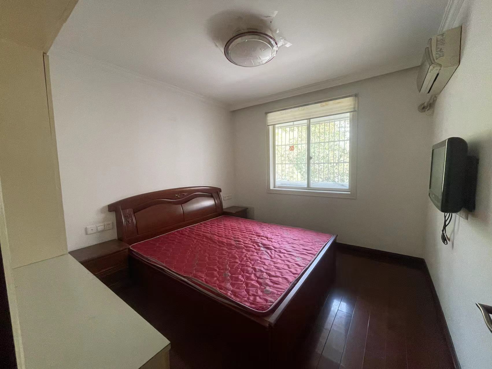 虹桥西村 2室1厅1卫 69m&sup2;