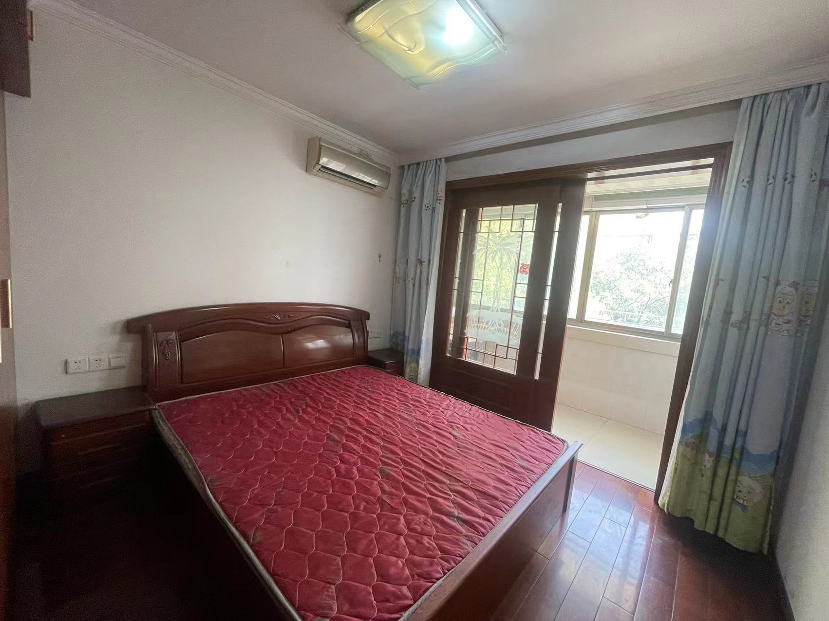 虹桥西村 2室1厅1卫 69m&sup2;