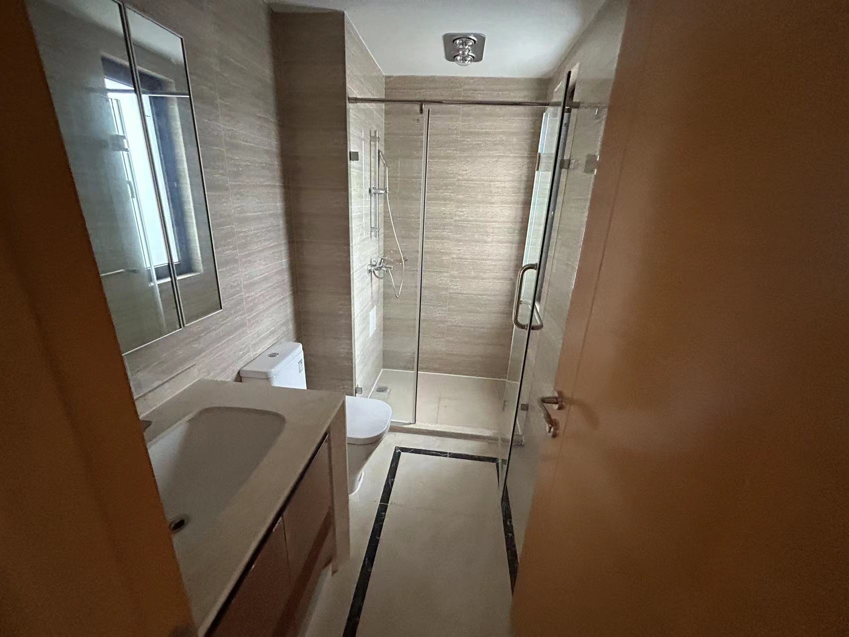 富力院士廷 4室2厅2卫 136.85m&sup2;