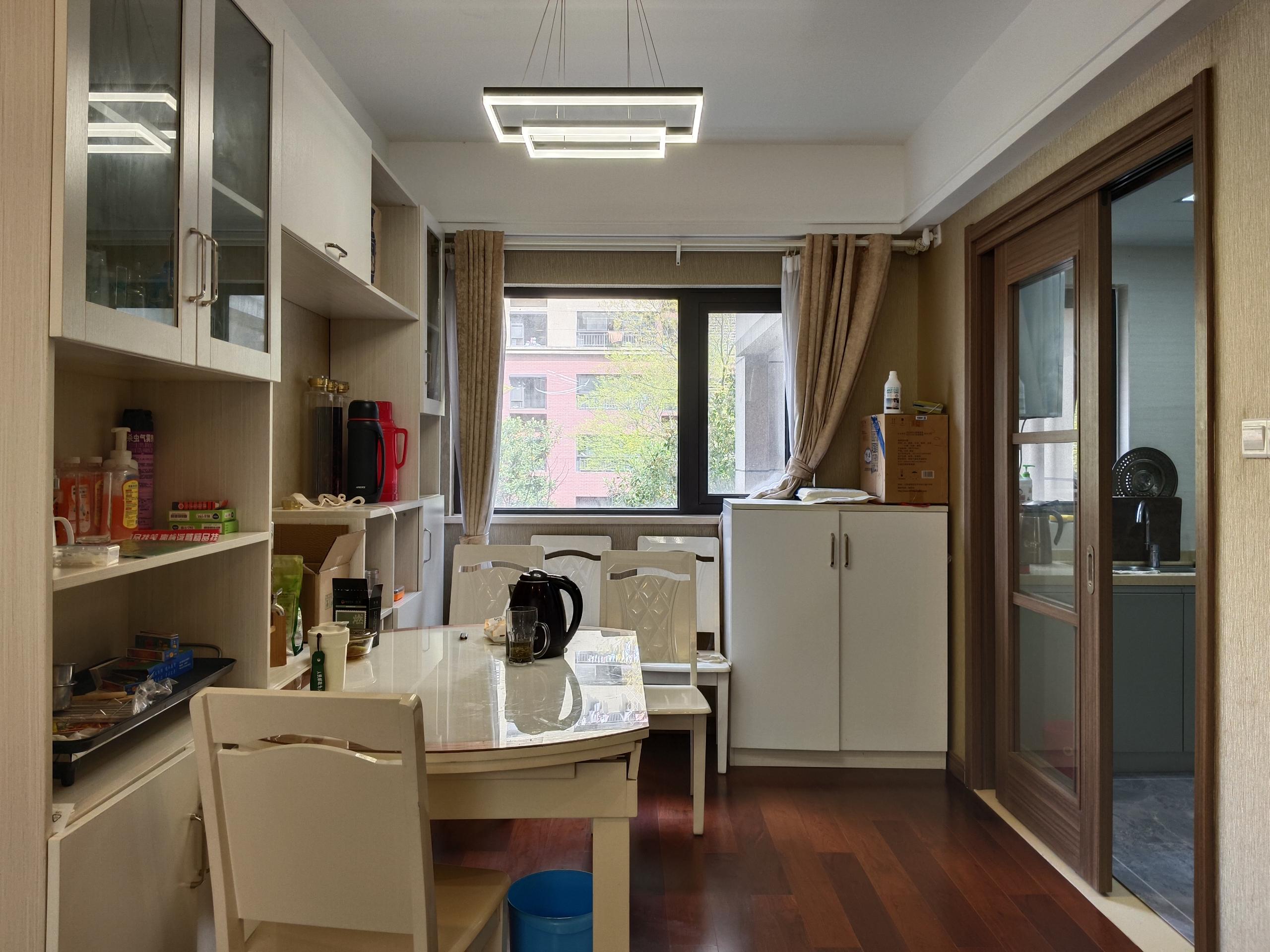 万科公园里一期 3室2厅2卫 124m&sup2;
