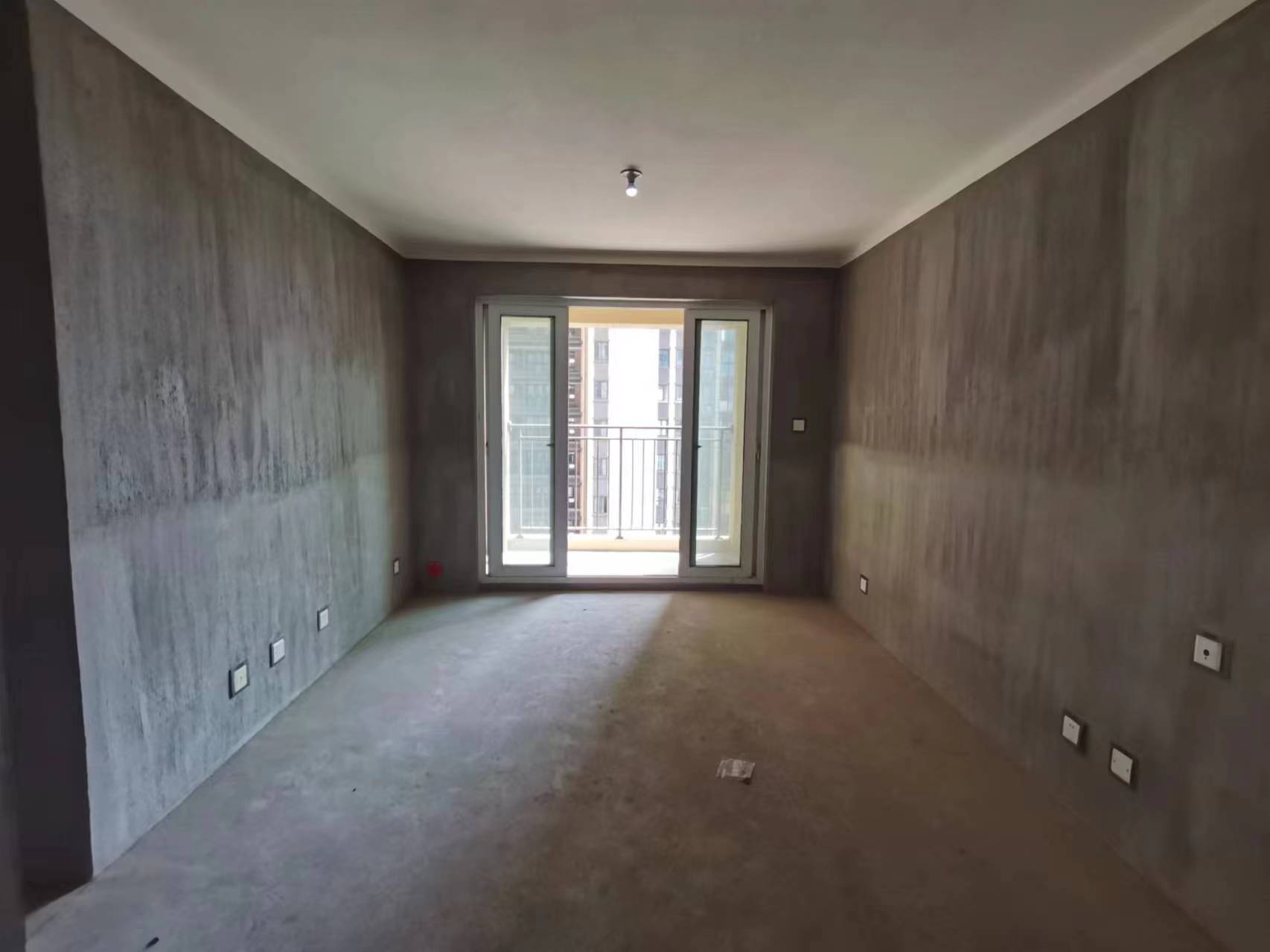 景瑞御府 3室2厅1卫 93m²