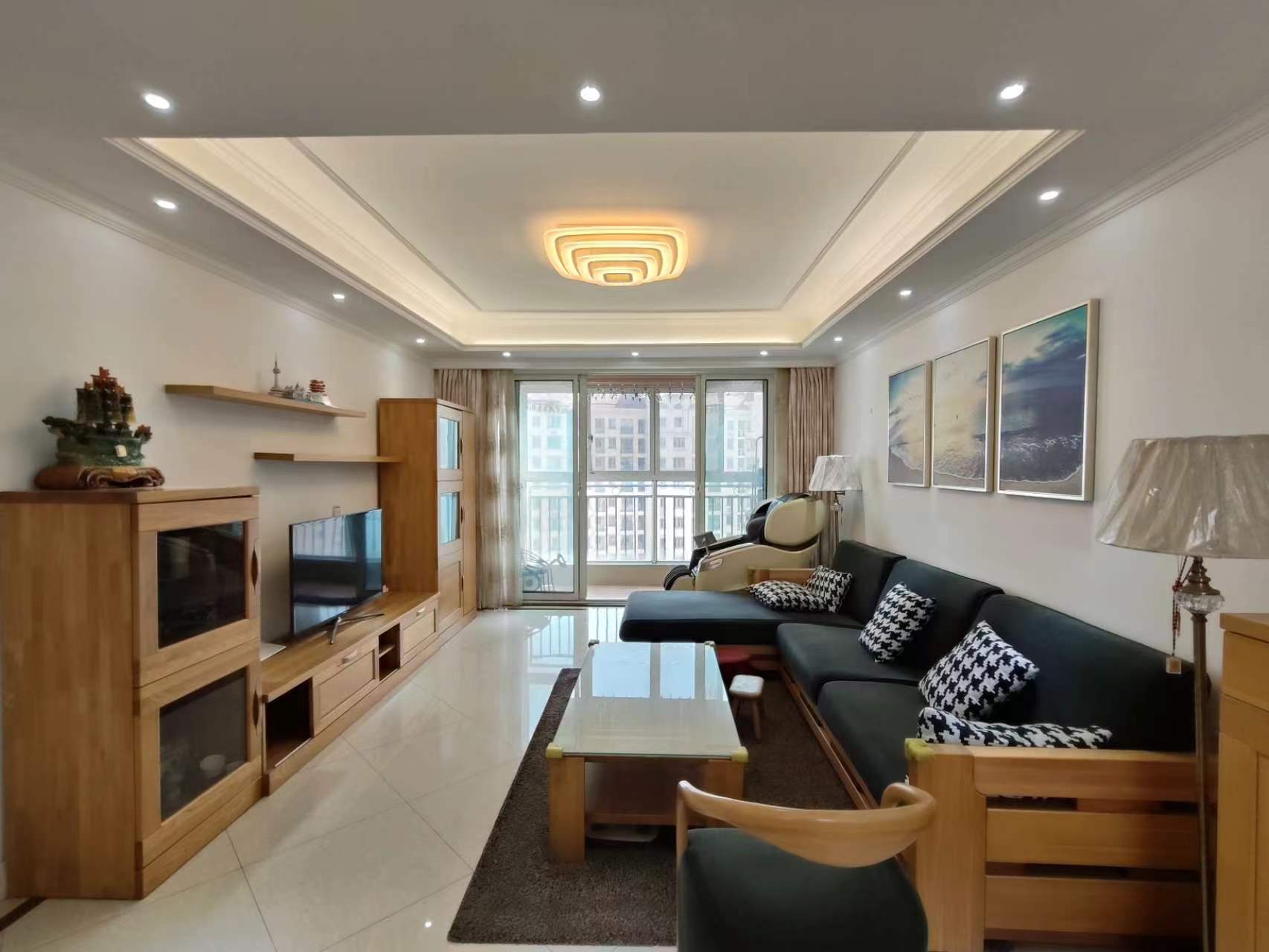 中南世纪花城三期 3室2厅2卫 133.00m²