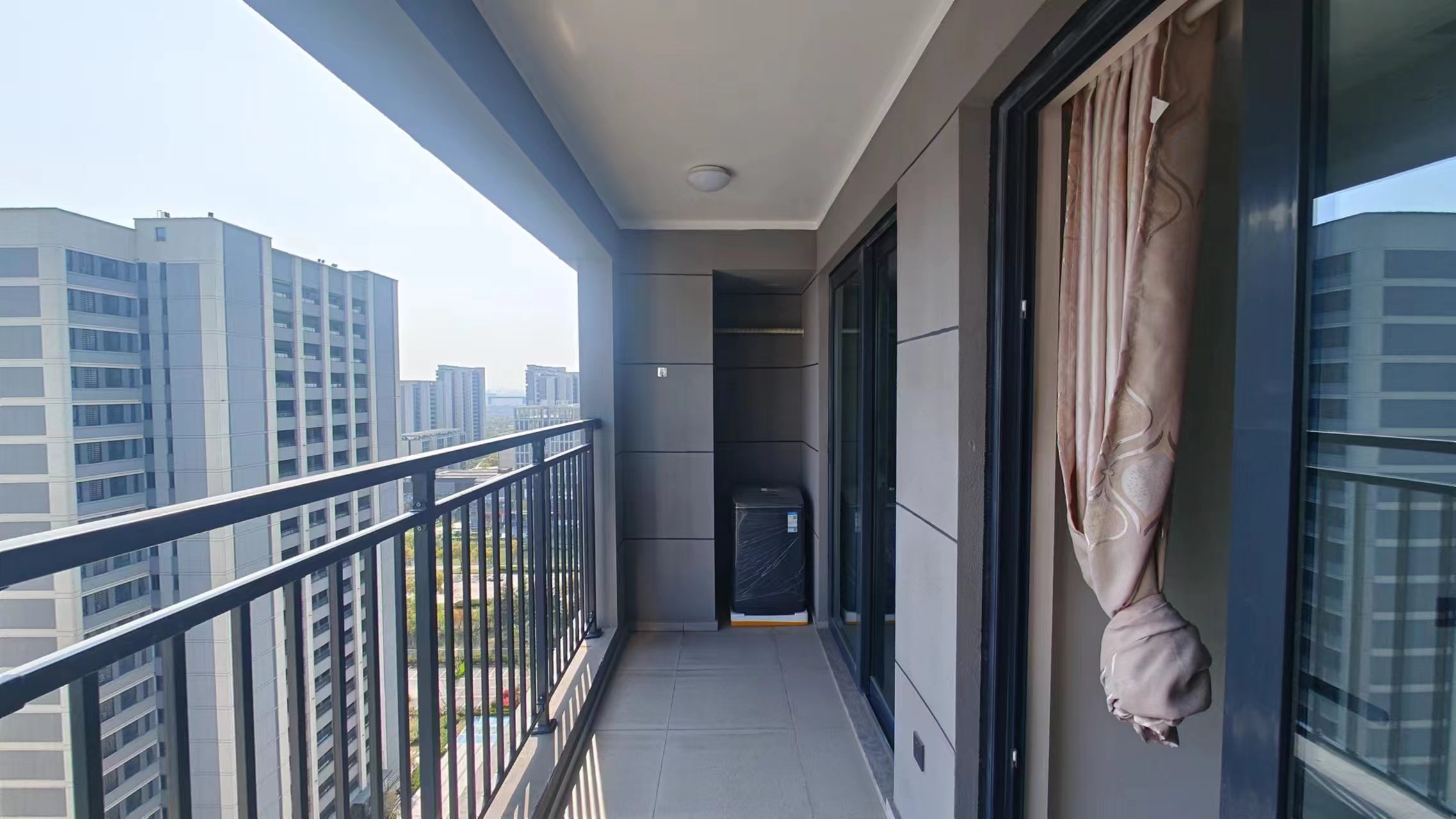万科未来之光 3室2厅1卫 97m&sup2;