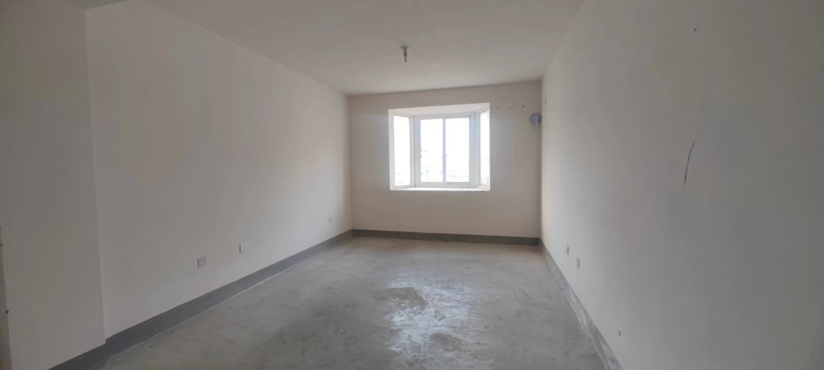 景河苑 3室2厅2卫 140m²