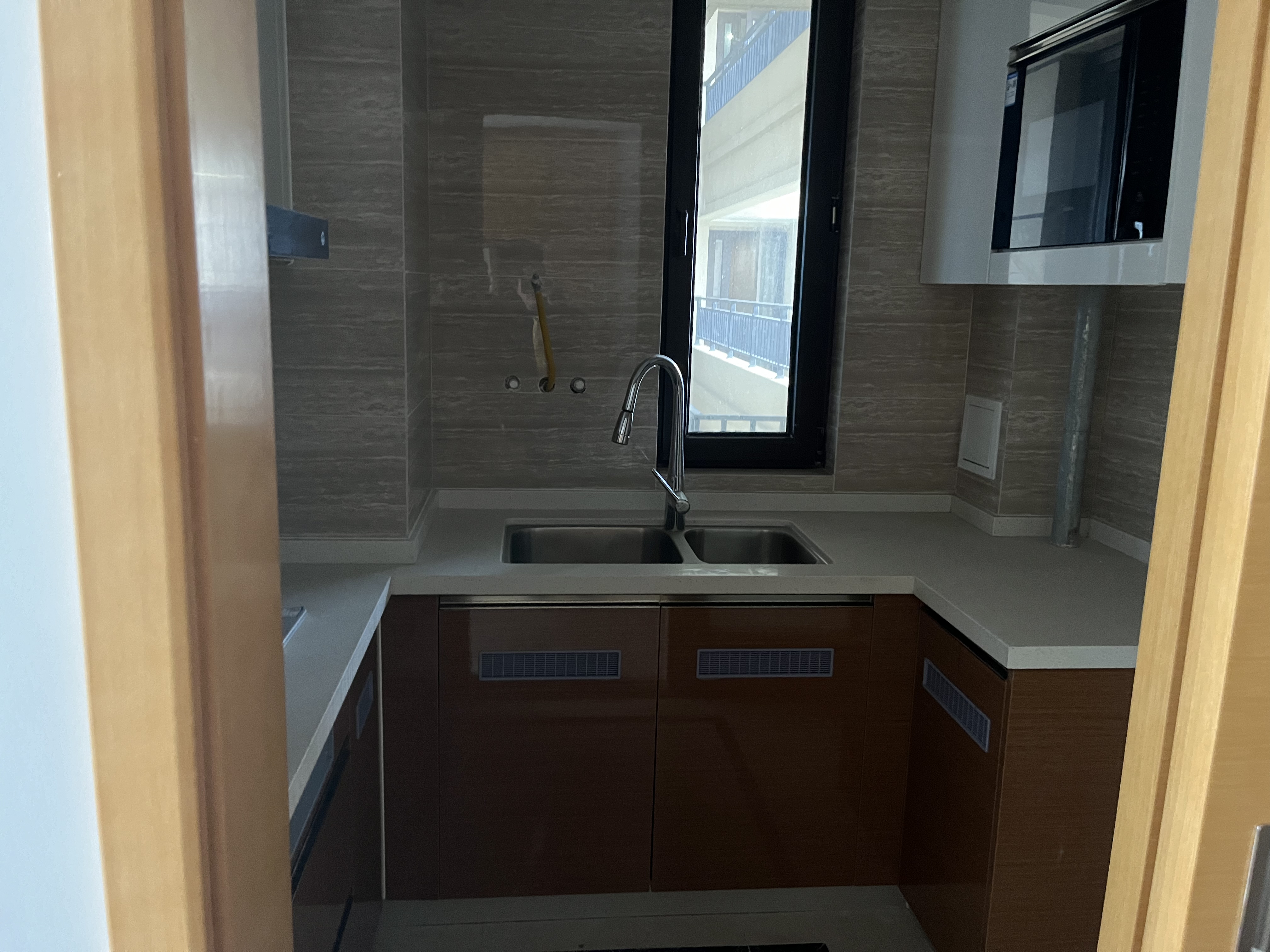 富力院士廷 3室2厅2卫 108.42m&sup2;