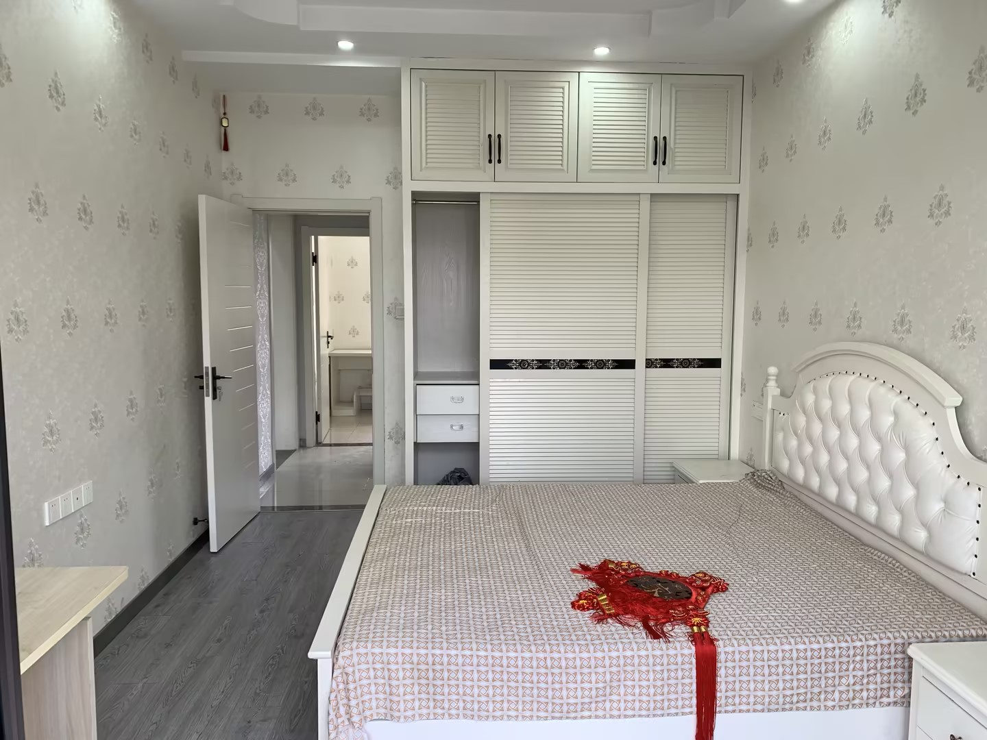 虹桥新村(朝霞路) 3室1厅1卫 75.00m&sup2;