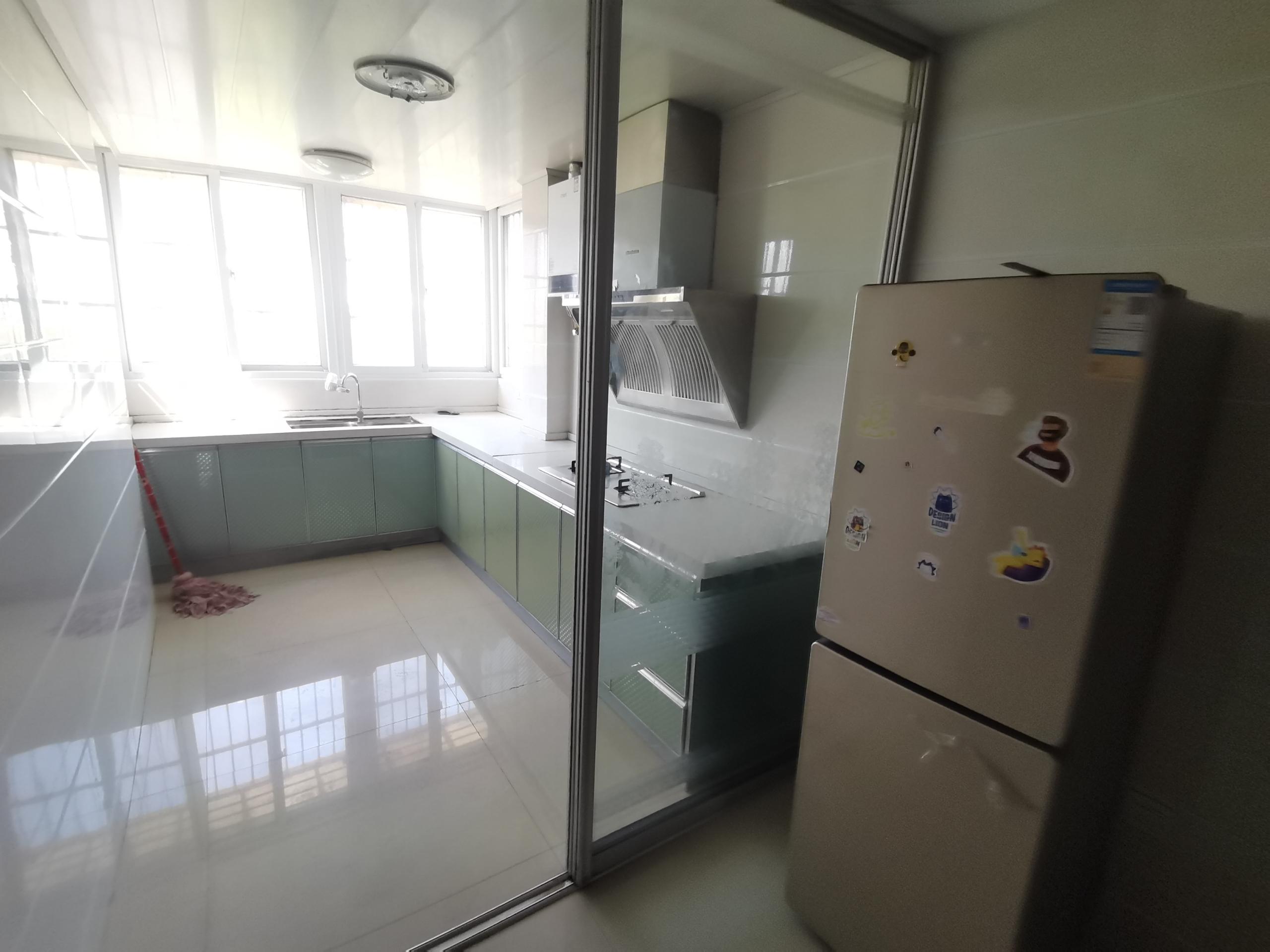 五山新苑 4室1厅1卫 125.00m&sup2;