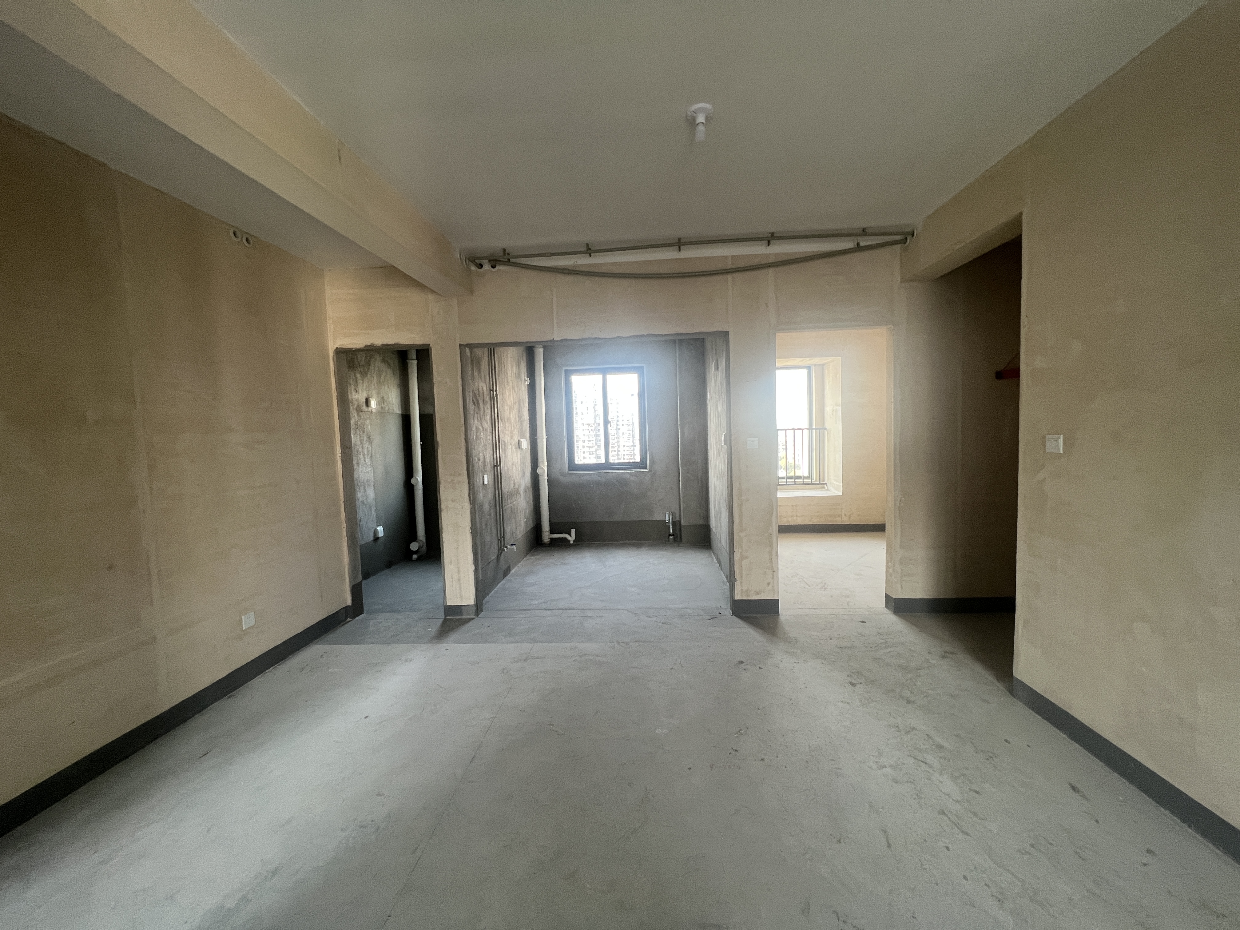 龙湖卓越&middot;悦珑湾 3室1厅1卫 110m&sup2;