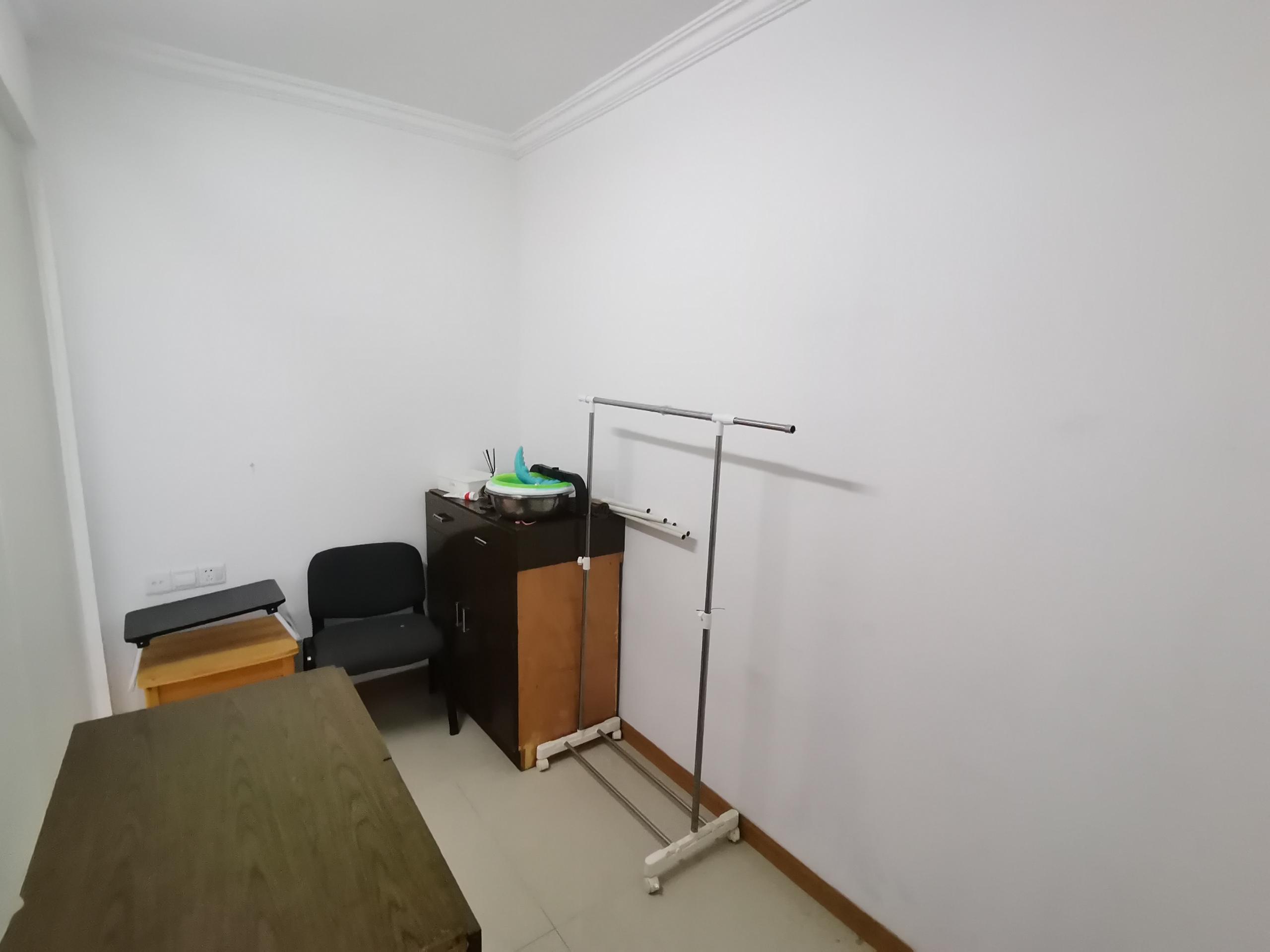 五山新苑 4室1厅1卫 125.00m&sup2;