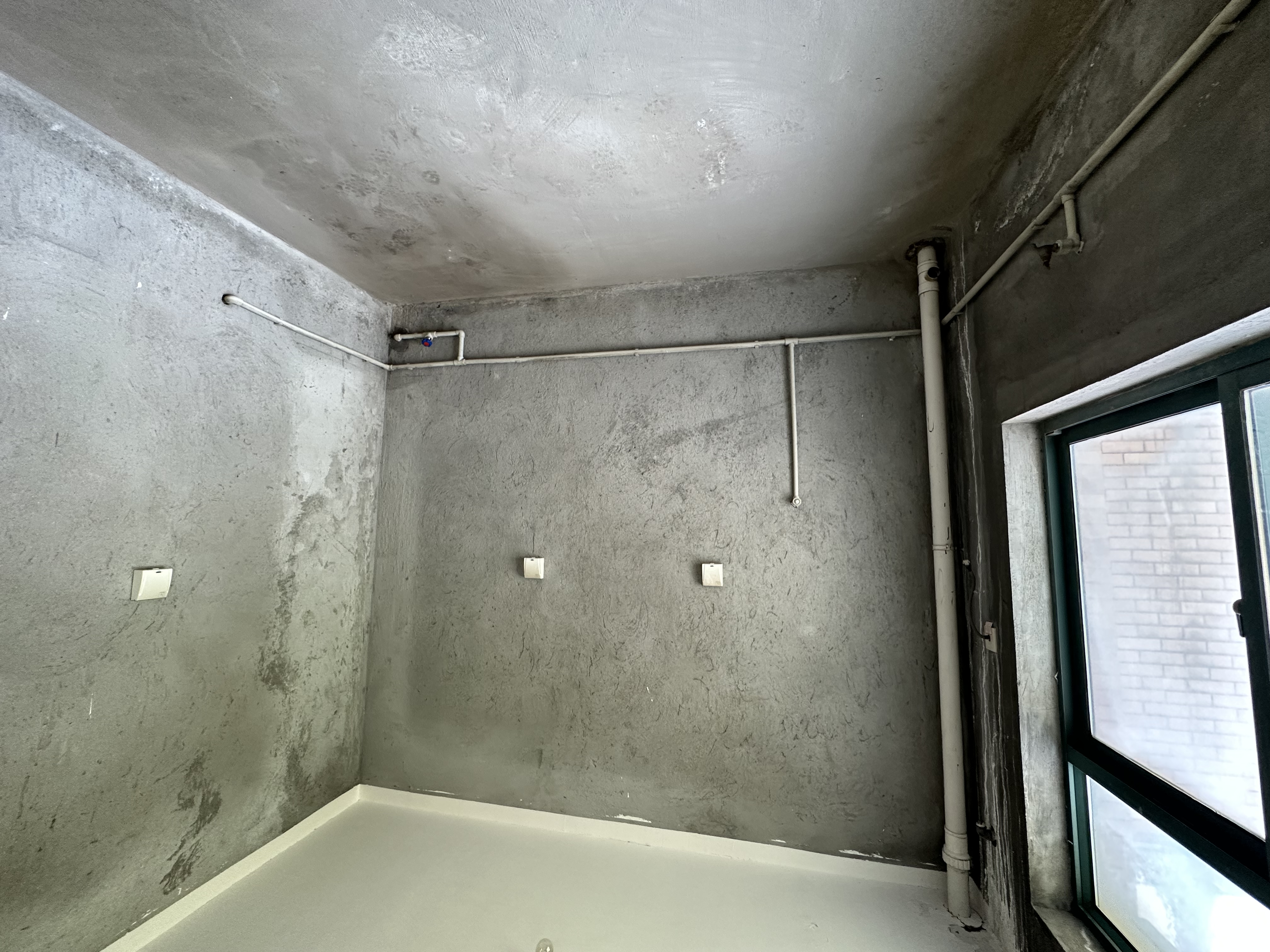 凤凰莱茵苑 3室2厅3卫 190.28m&sup2;