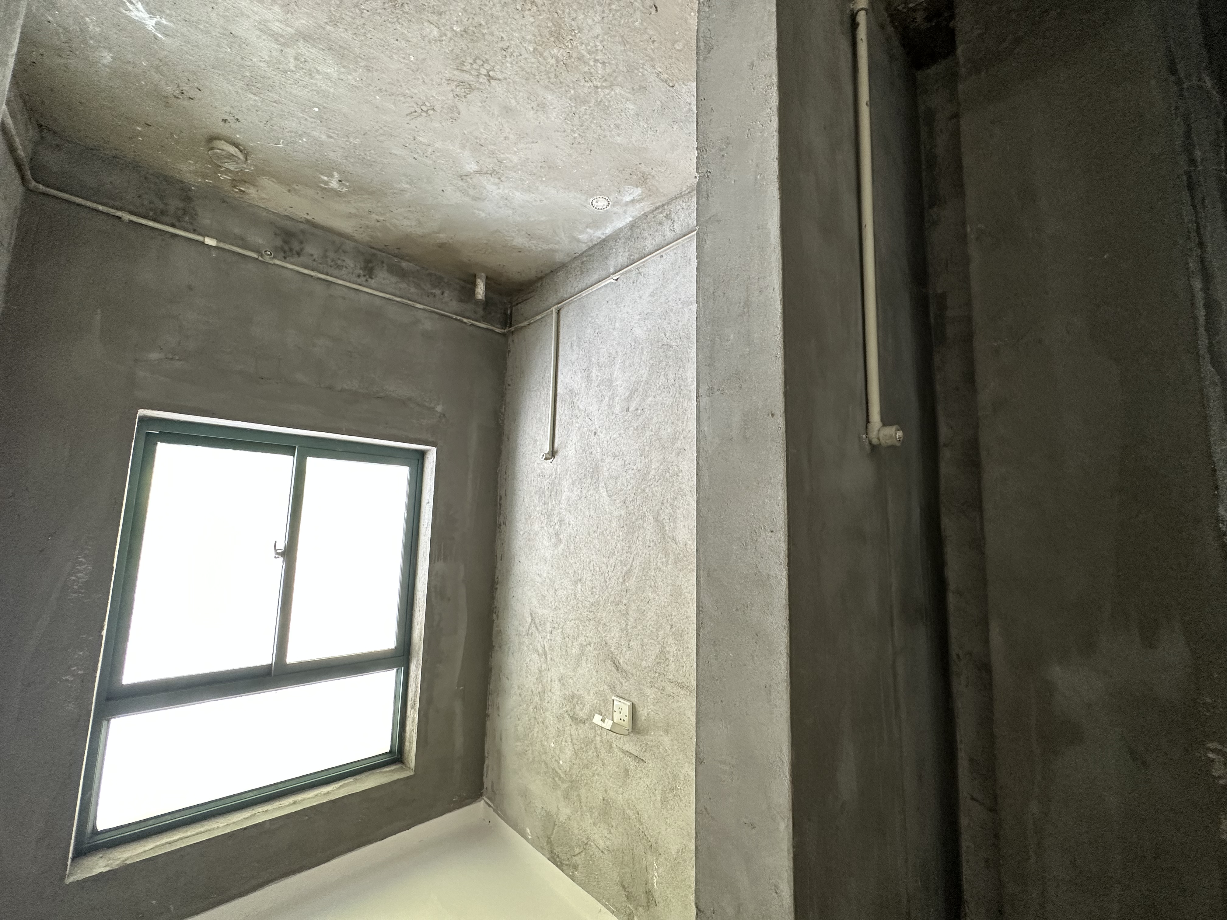 凤凰莱茵苑 3室2厅3卫 190.28m&sup2;