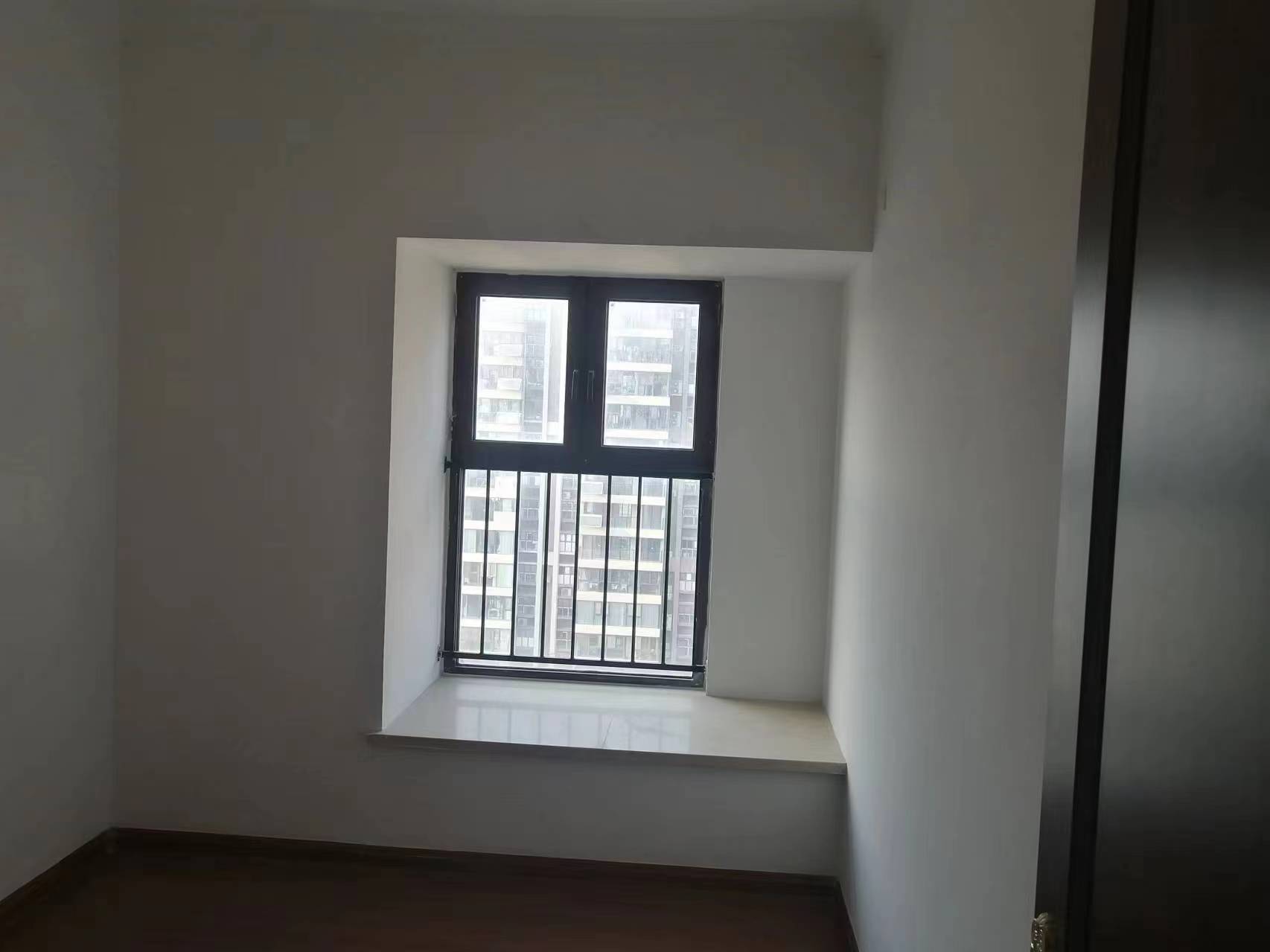 南通碧桂园翡翠华府 5室2厅3卫 266.00m&sup2;