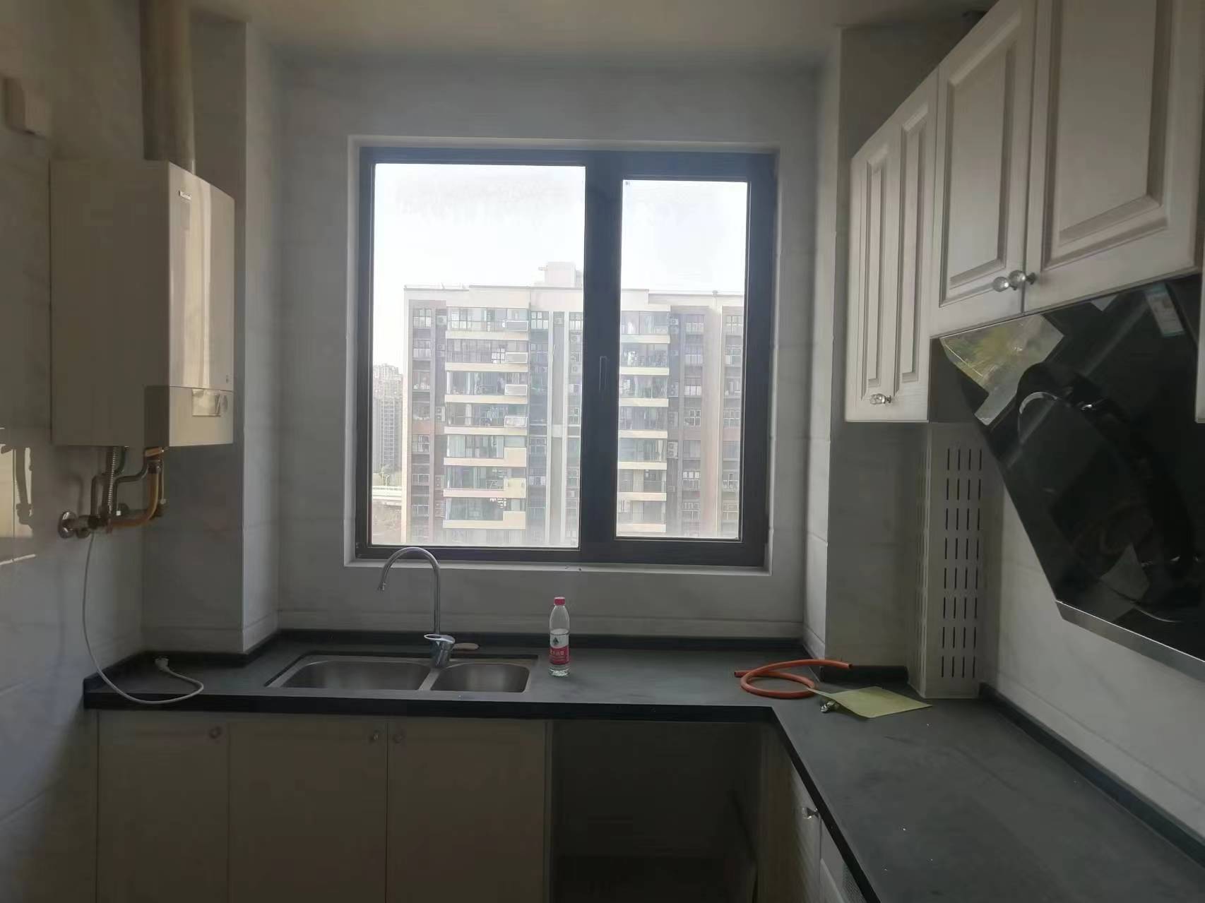 南通碧桂园翡翠华府 5室2厅3卫 266.00m&sup2;
