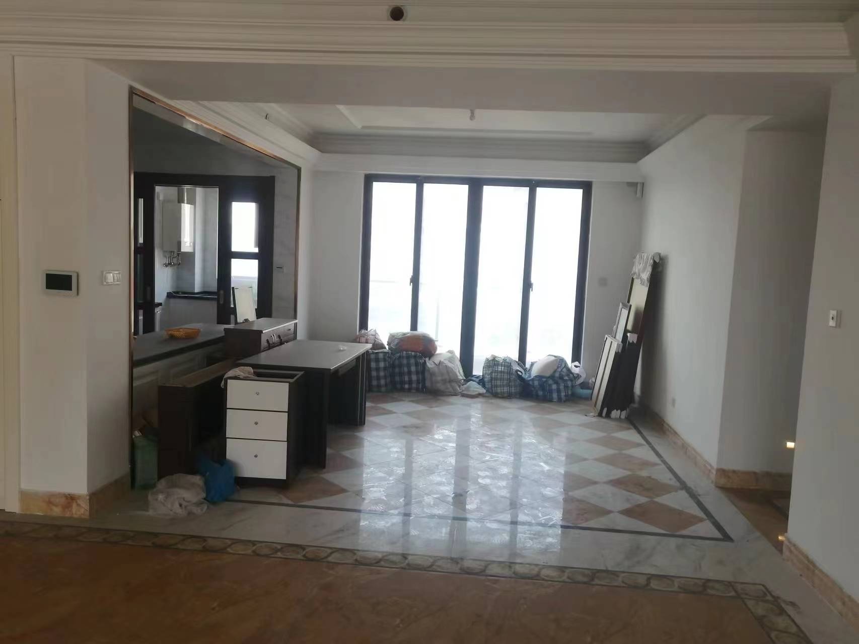 南通碧桂园翡翠华府 5室2厅3卫 266.00m²