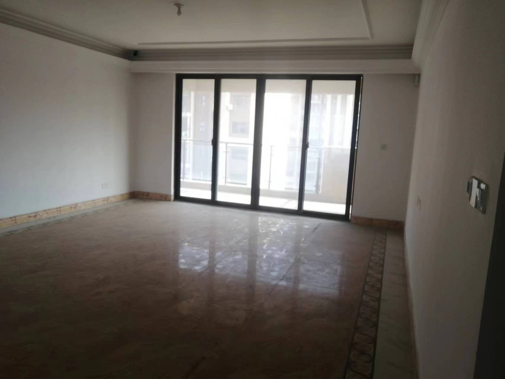南通碧桂园翡翠华府 5室2厅3卫 266.00m&sup2;