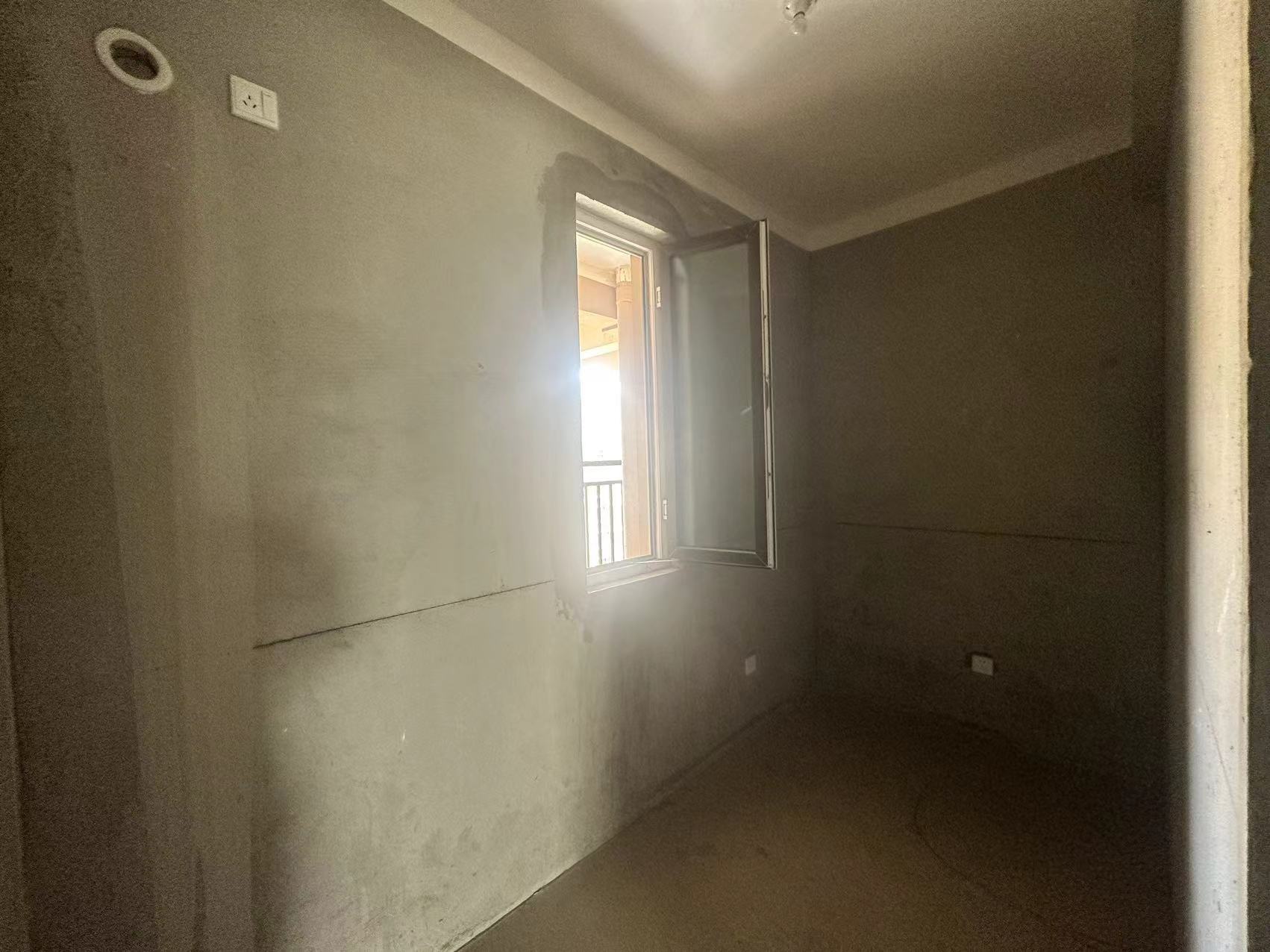 佳源都市 3室2厅2卫 126.77m&sup2;
