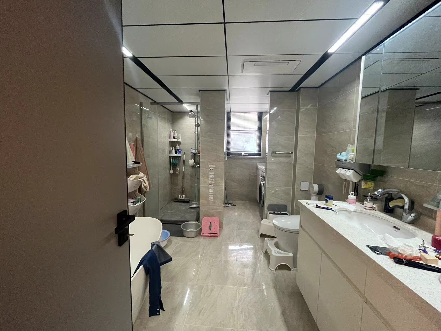 天安花园 5室4厅3卫 394m&sup2;