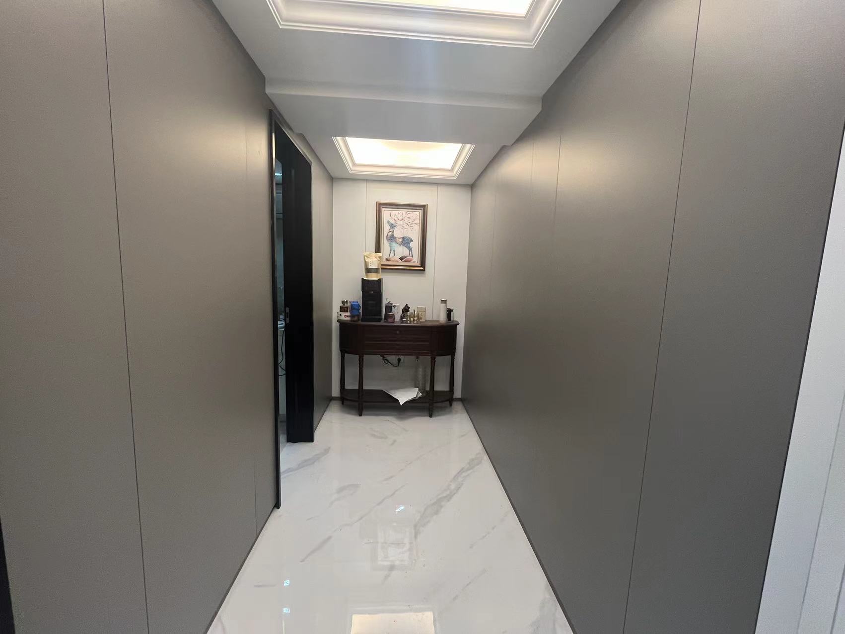 天安花园 5室4厅3卫 394m&sup2;