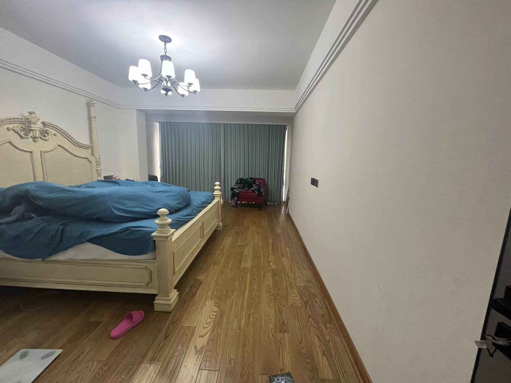 天安花园 5室4厅3卫 394m&sup2;