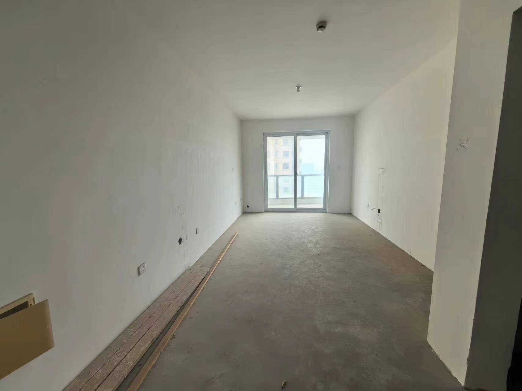 湖滨华庭 3室2厅1卫 91.5m²