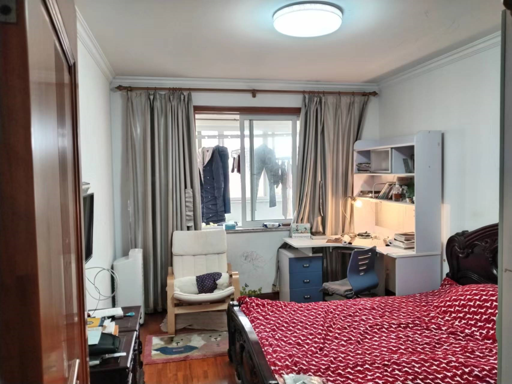 外滩北苑 3室2厅2卫 140m&sup2;