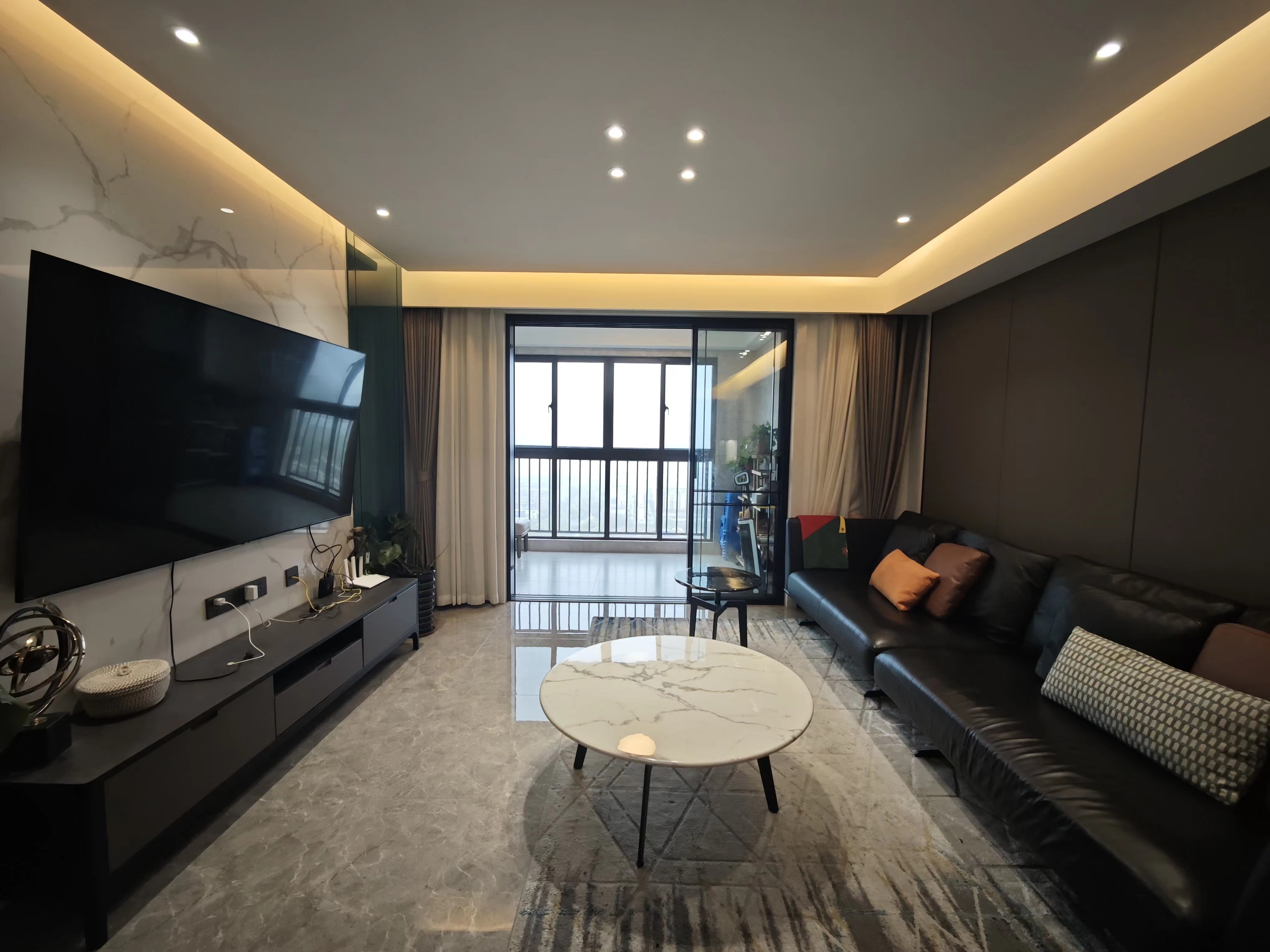 万科有湖（翡翠心湖） 4室2厅2卫 148.27m&sup2;