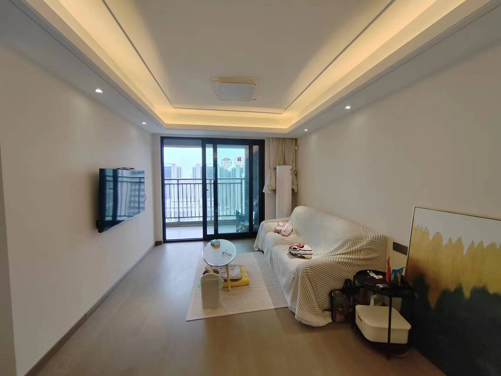 万科未来之光 3室2厅1卫 91m²