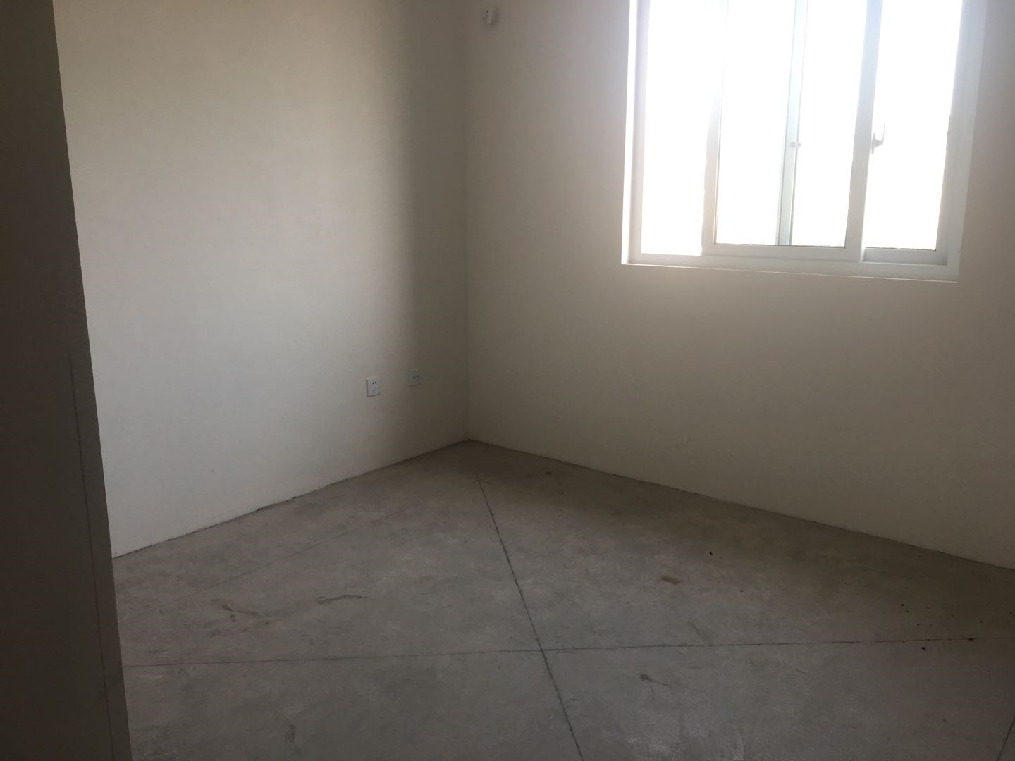 银河家园 3室2厅1卫 110m&sup2;