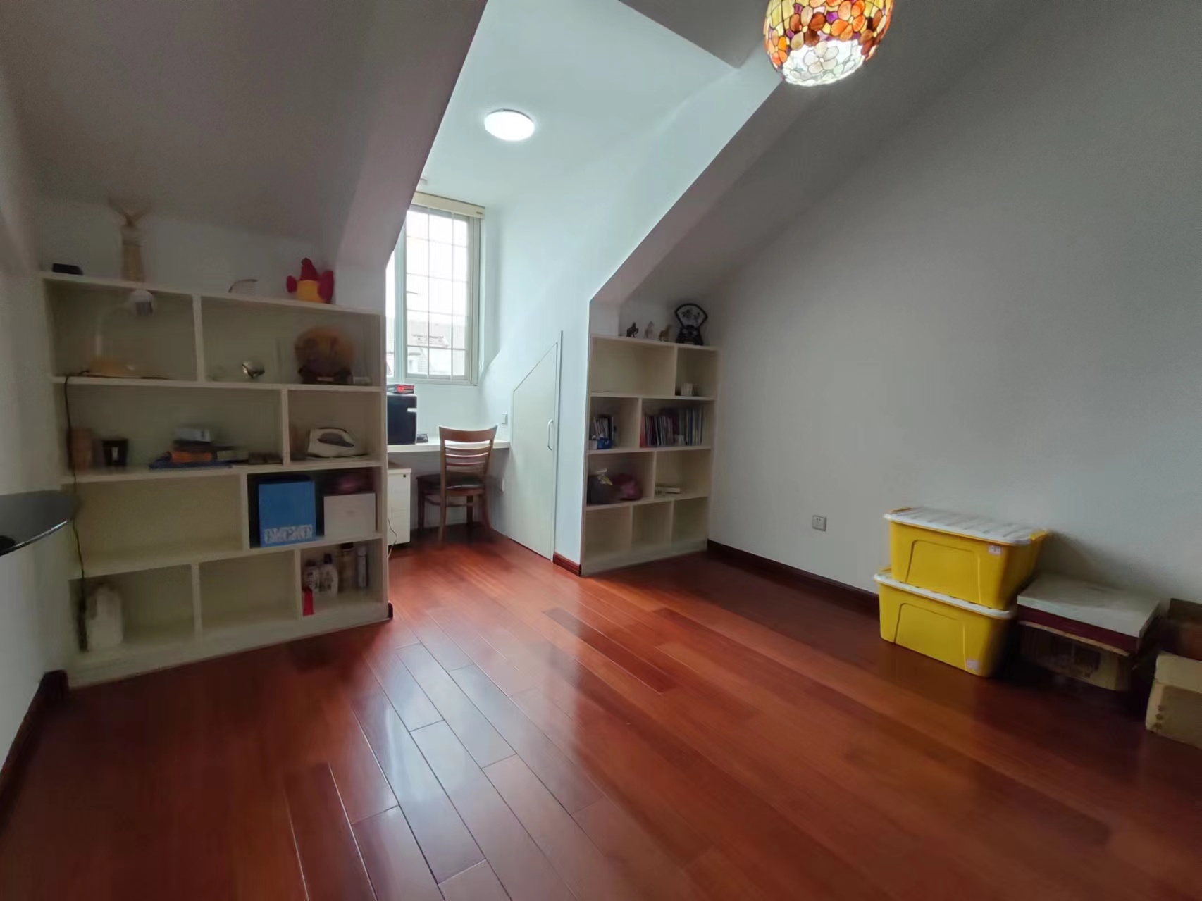 江海名苑南区 5室2厅3卫 238.00m&sup2;