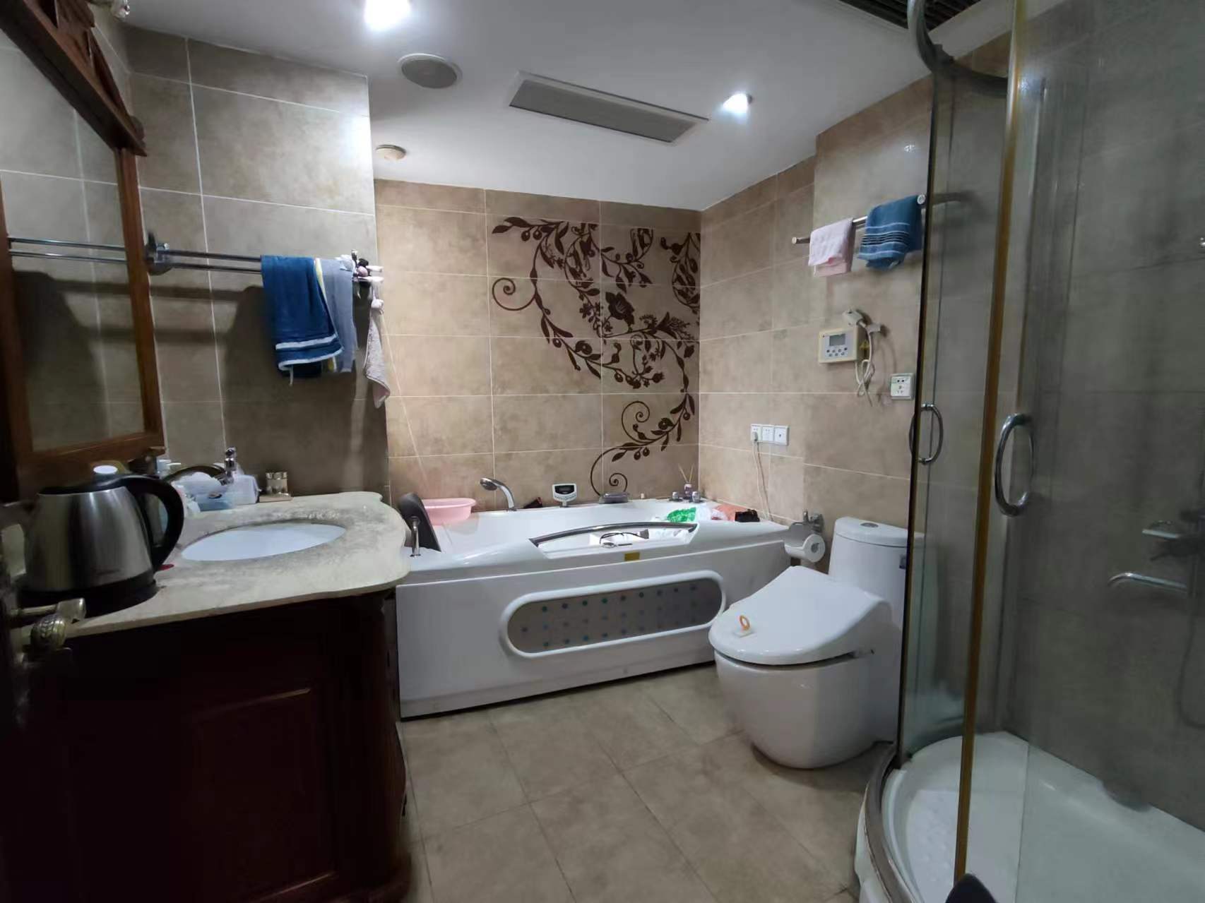 江海名苑南区 5室2厅3卫 238.00m&sup2;