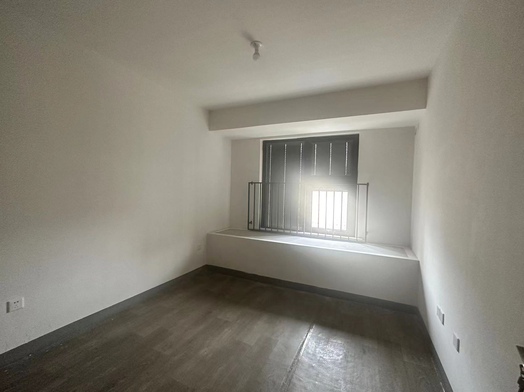 招商新城雍景湾 2室2厅1卫 87m&sup2;