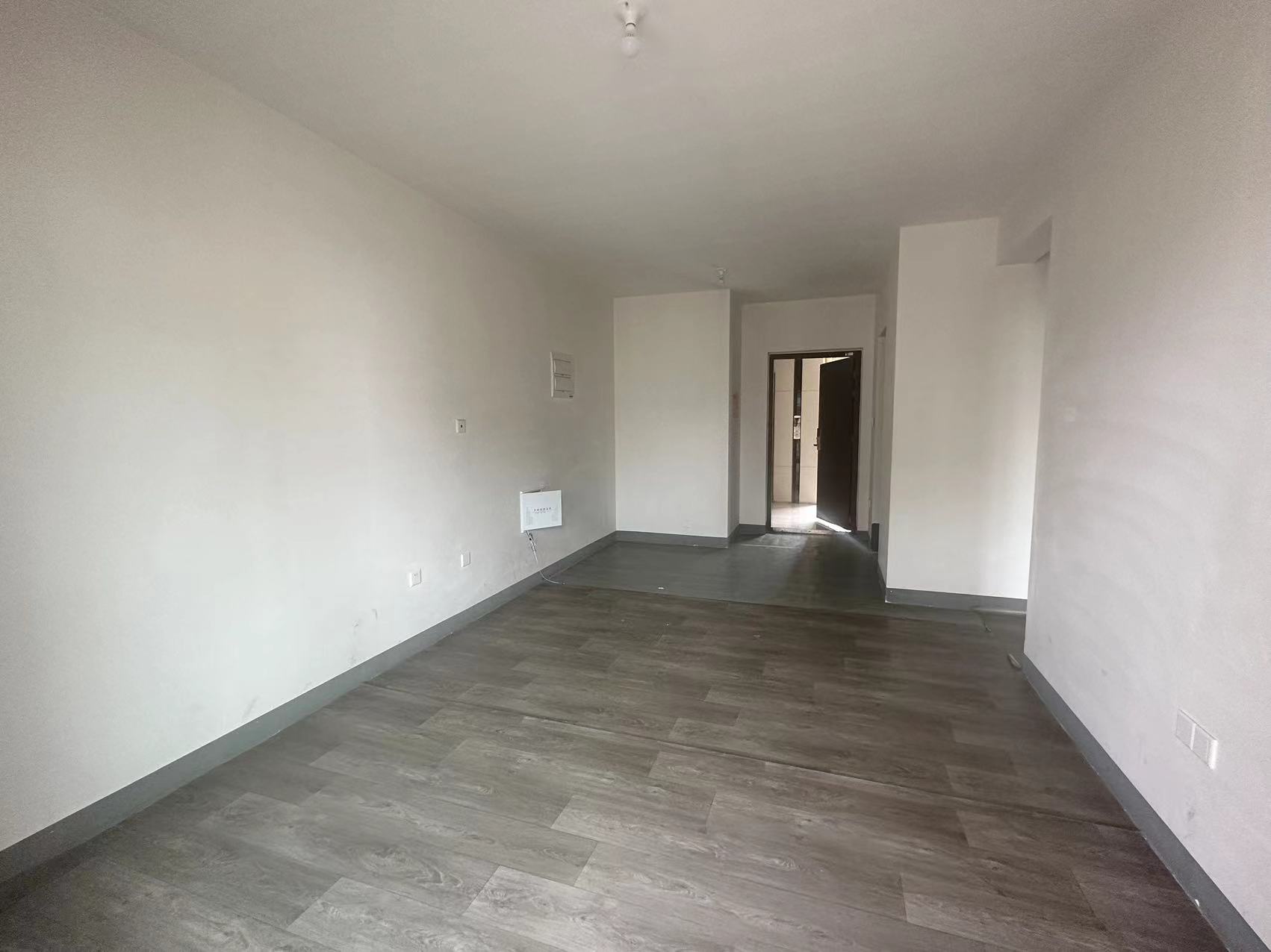 招商新城雍景湾 2室2厅1卫 87m&sup2;