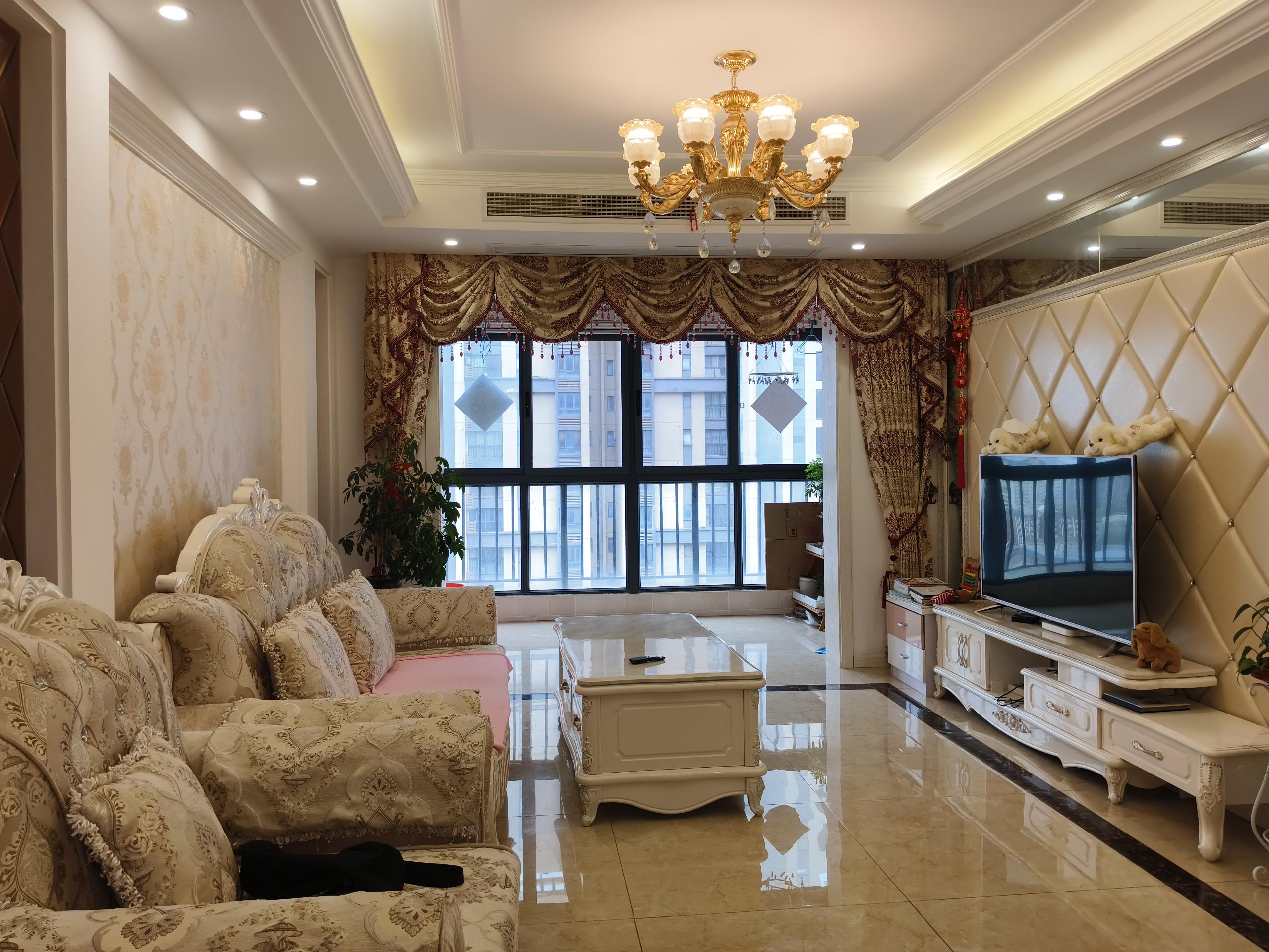 南山国际社区 3室2厅2卫 107.4m²