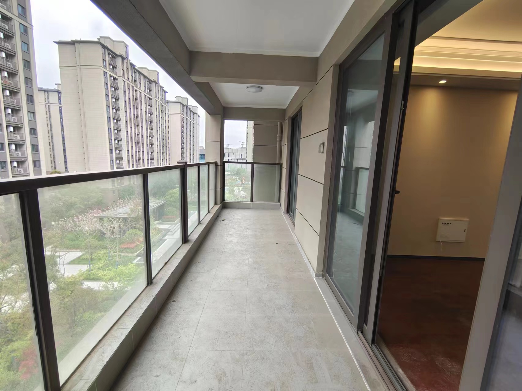 圆融玺悦 4室2厅3卫 160m&sup2;